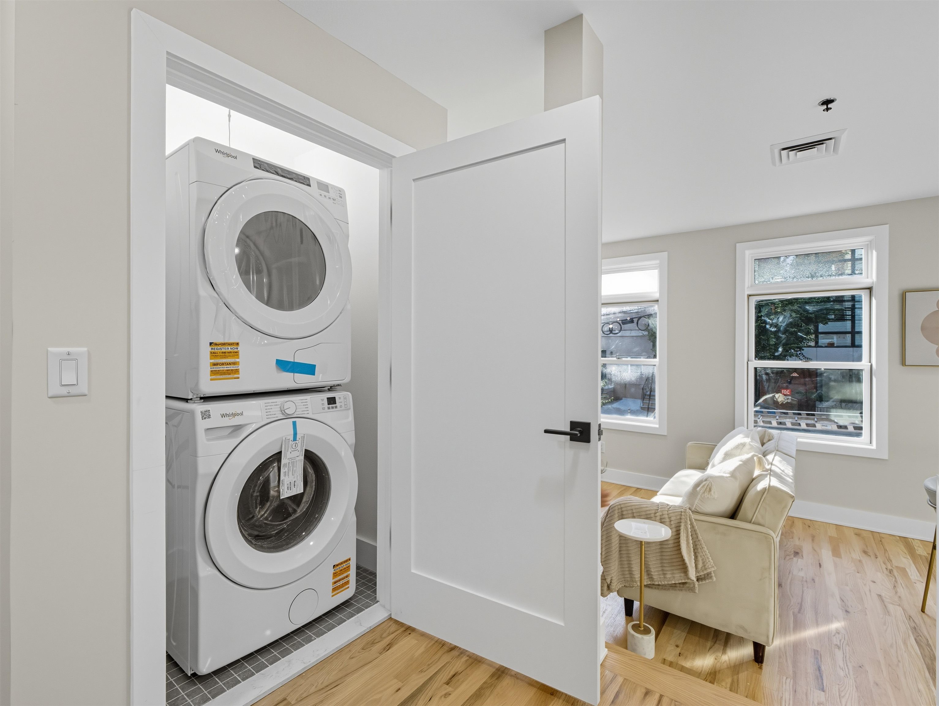 303 MONROE ST Unit: 1