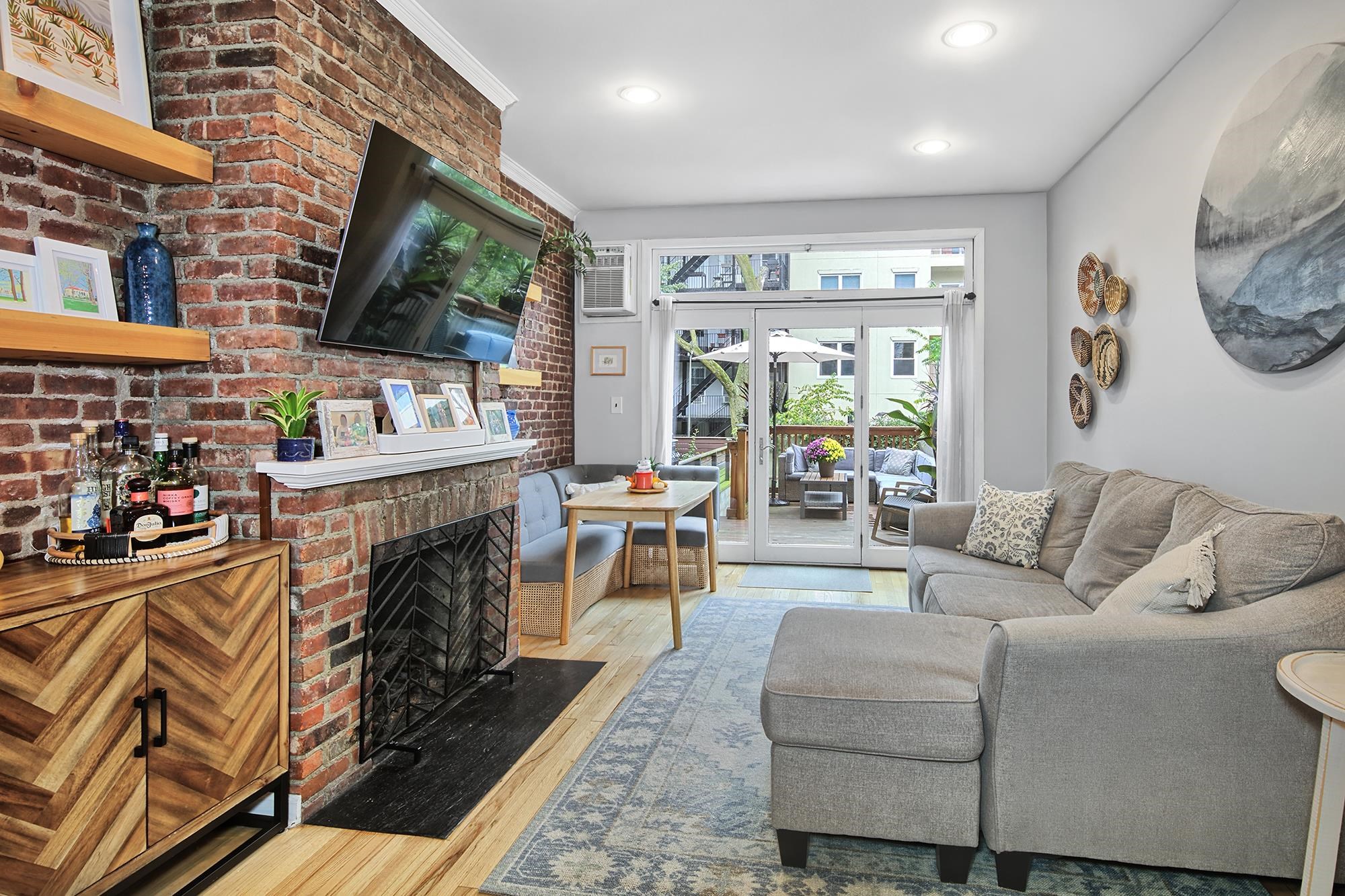 112 JEFFERSON ST Unit: 1L