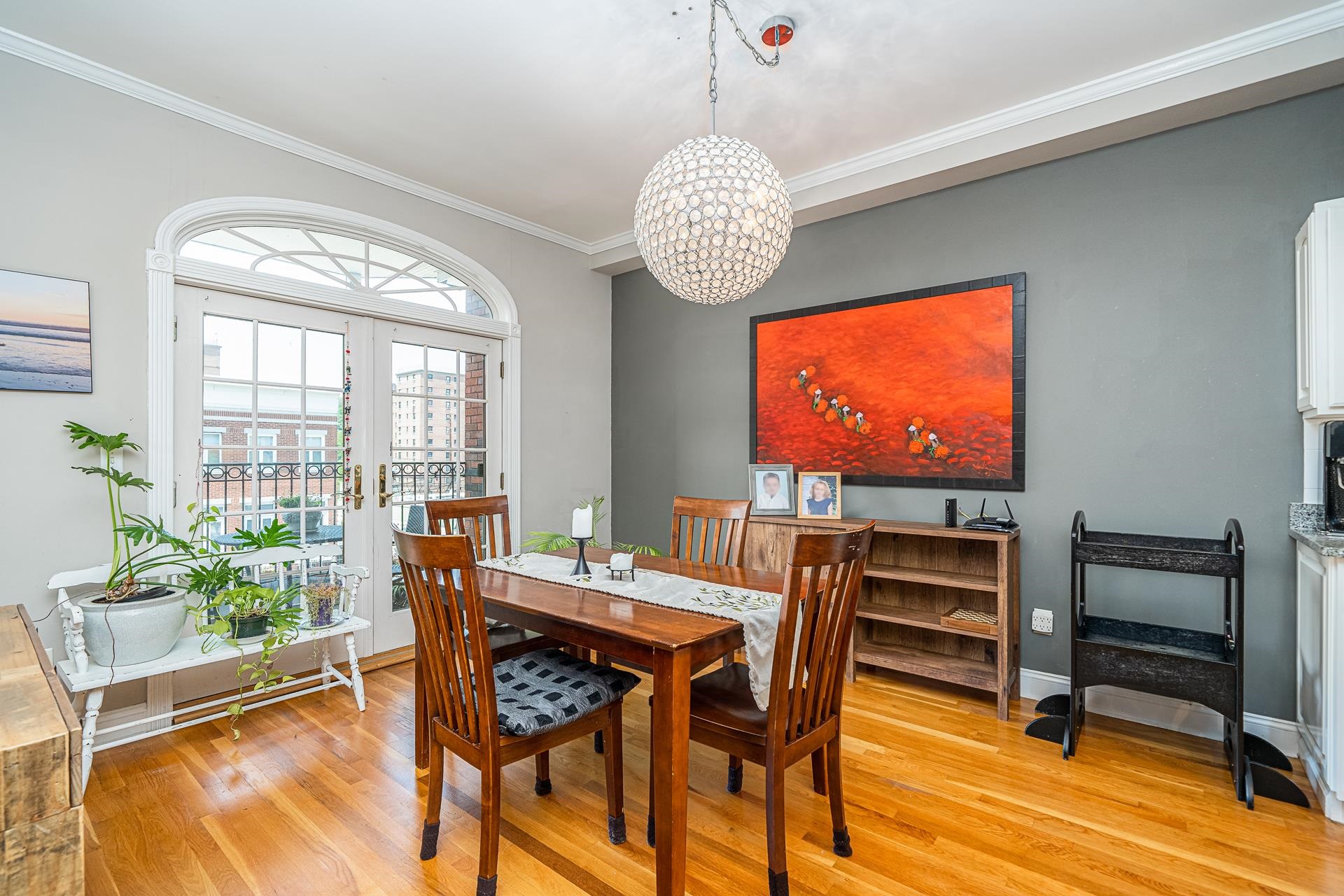 233 MONROE ST Unit: 4N