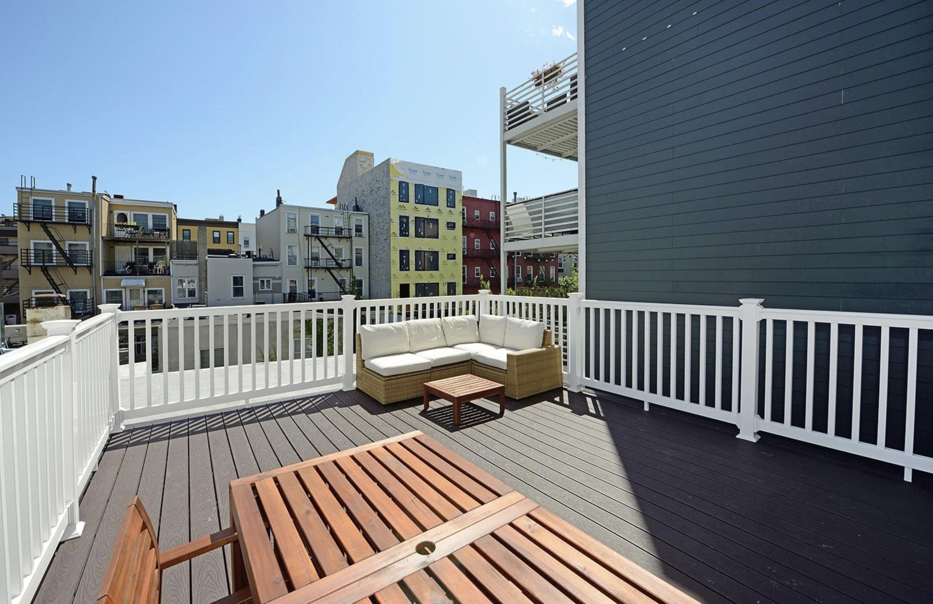 413 JEFFERSON ST Unit: 2