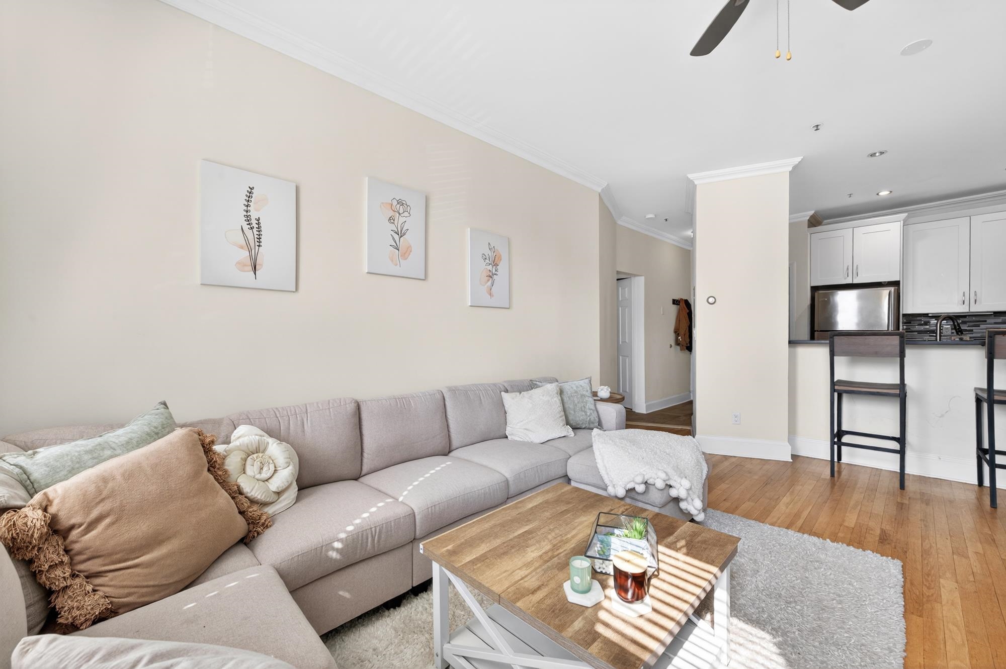 1115 WILLOW AVE Unit: 213
