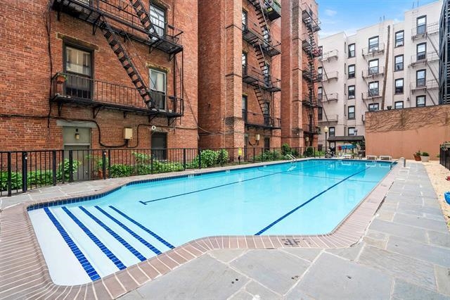 1115 WILLOW AVE Unit: 213