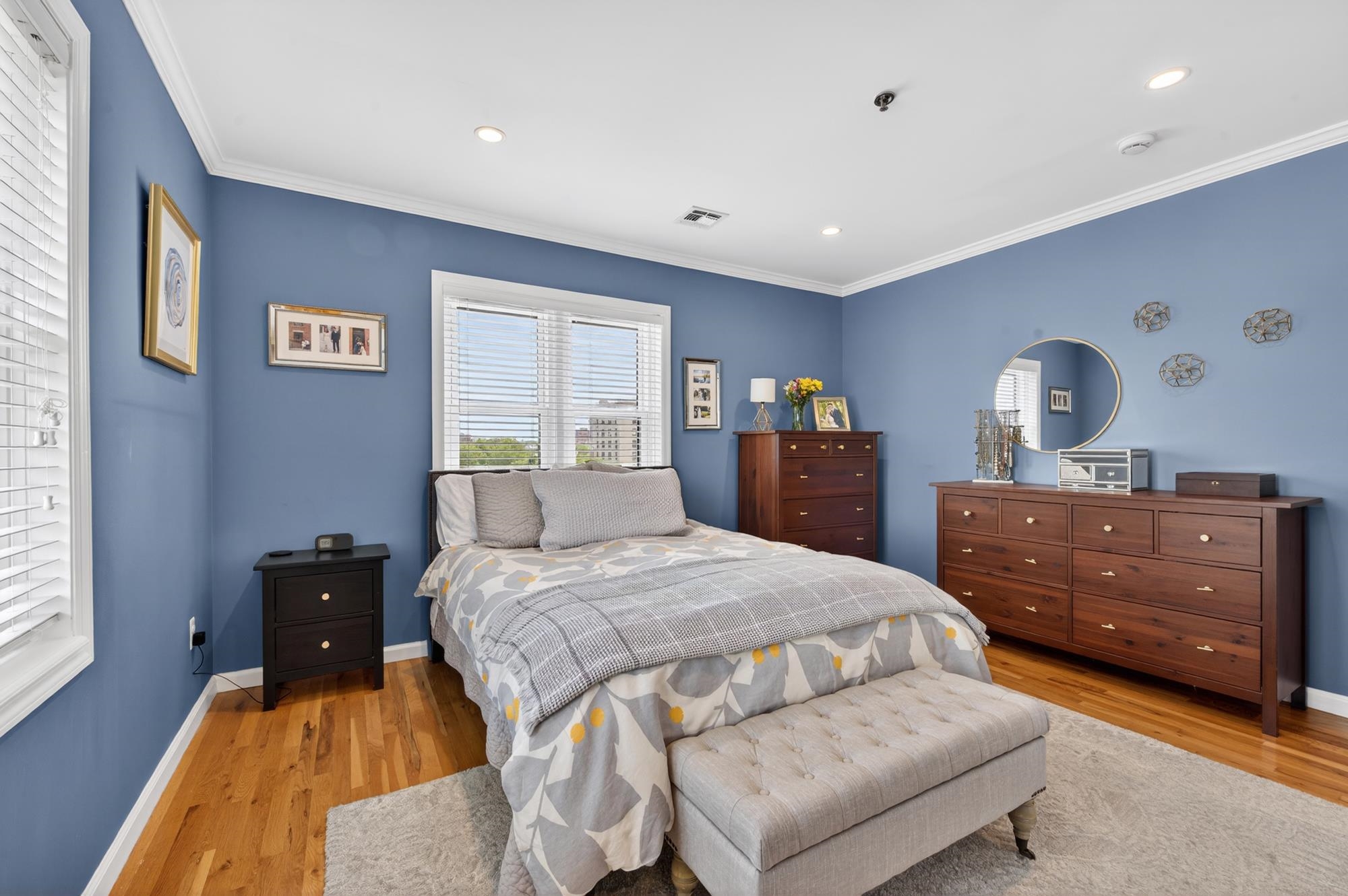 536 GRAND ST Unit: 604