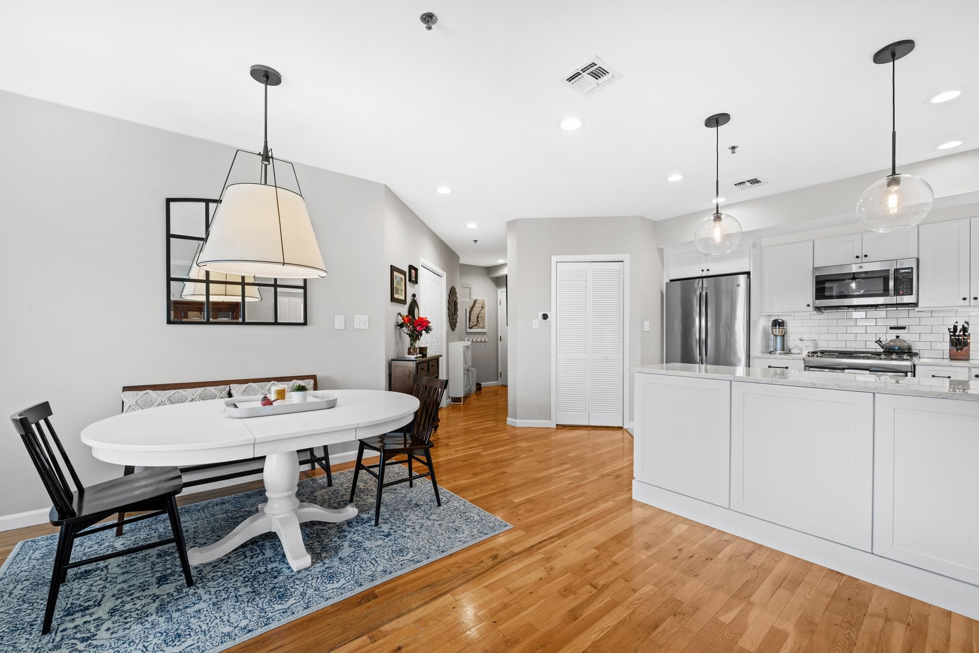 536 GRAND ST Unit: 604