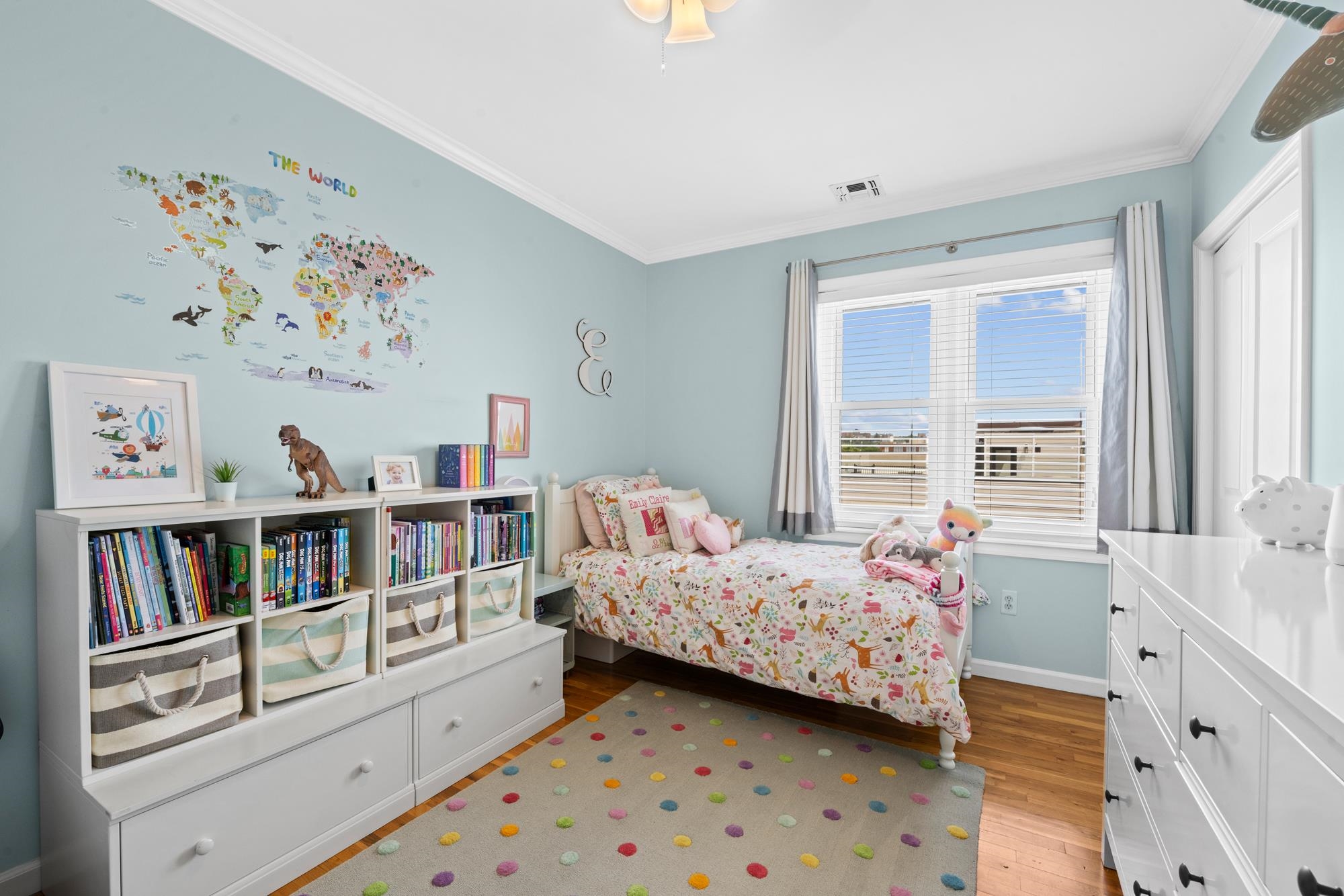 536 GRAND ST Unit: 604