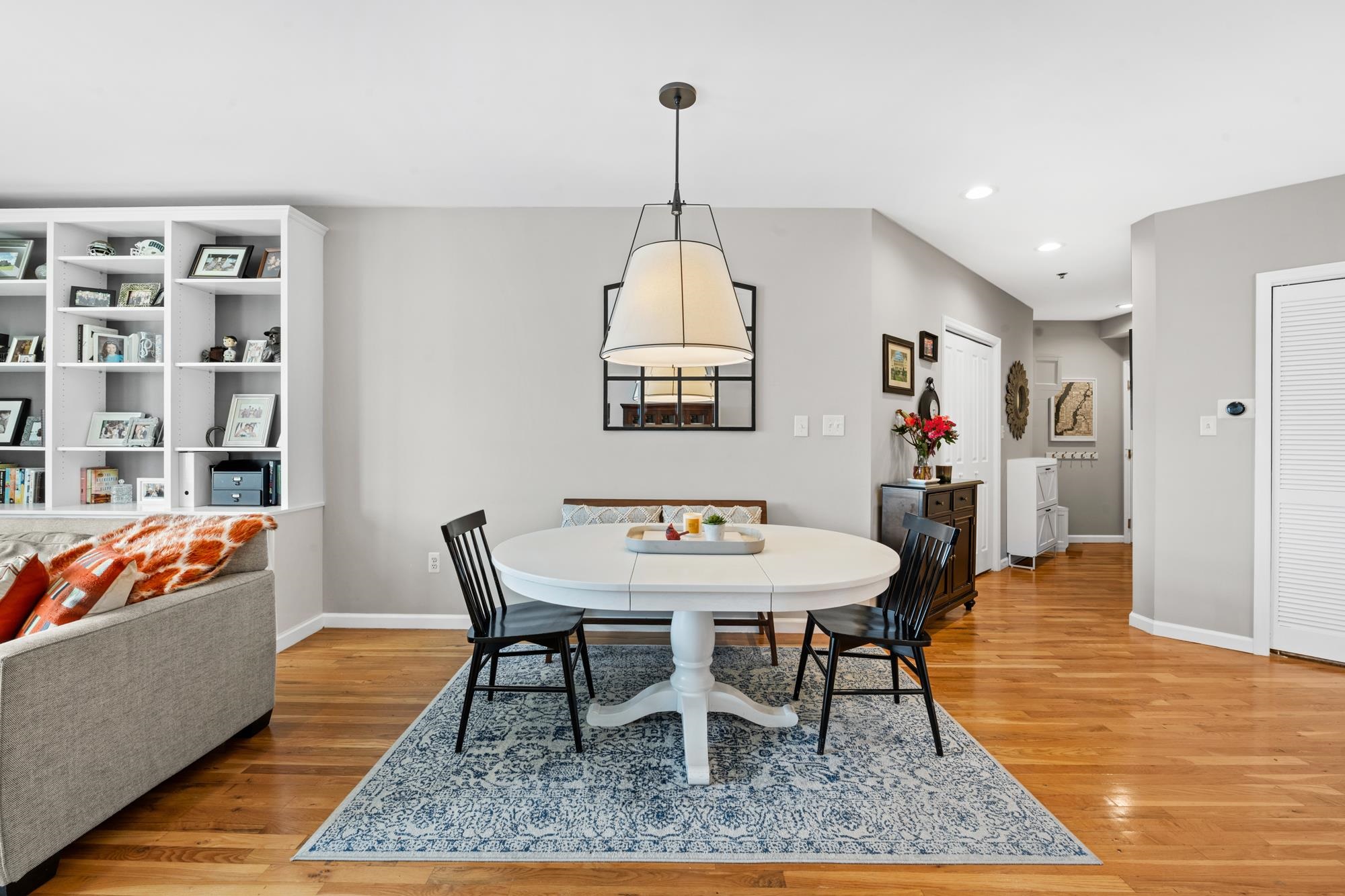 536 GRAND ST Unit: 604