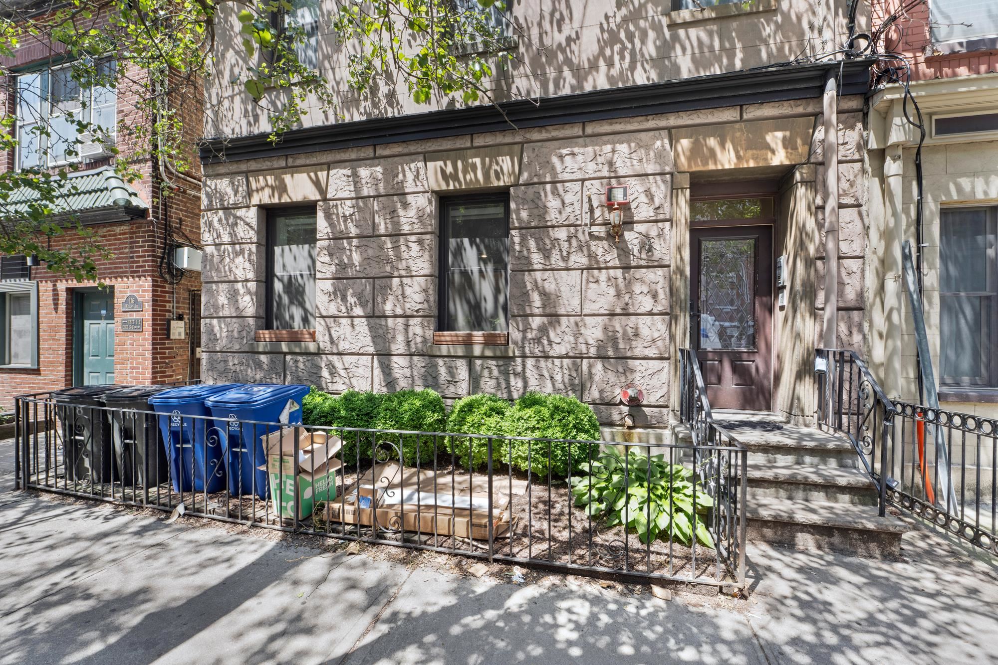 118 WILLOW AVE Unit: 2