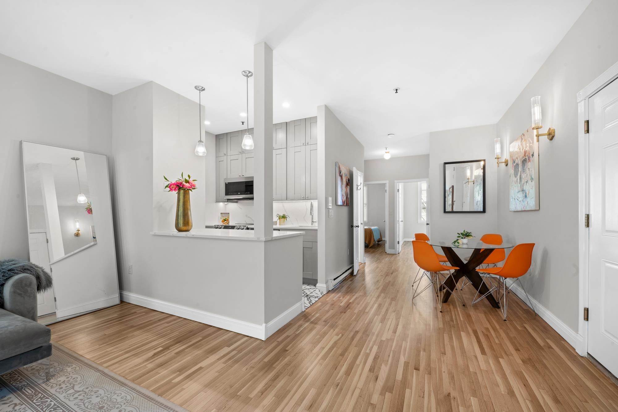 118 WILLOW AVE Unit: 2