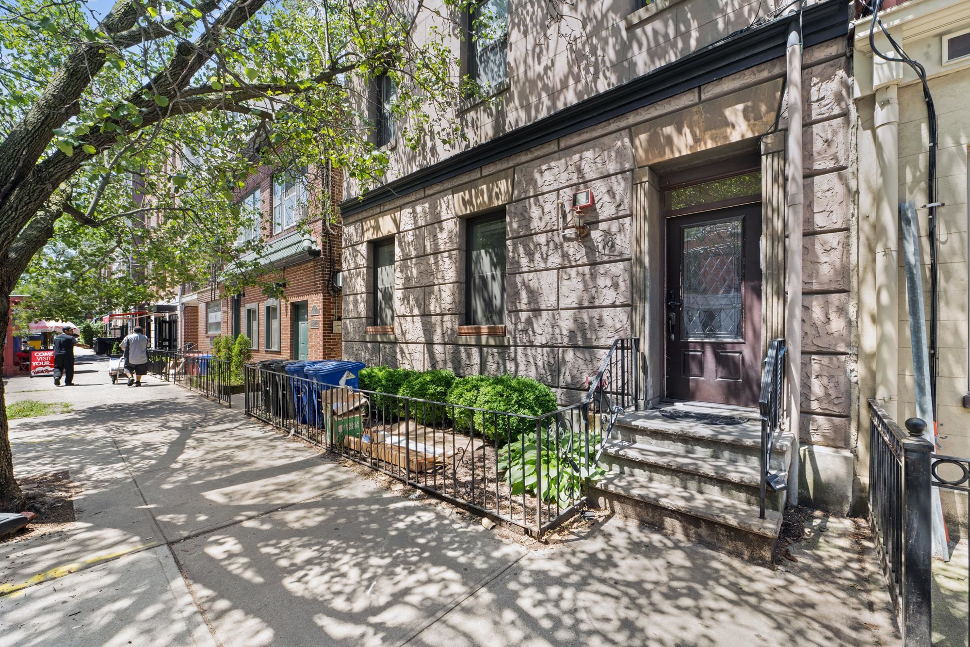 118 WILLOW AVE Unit: 2