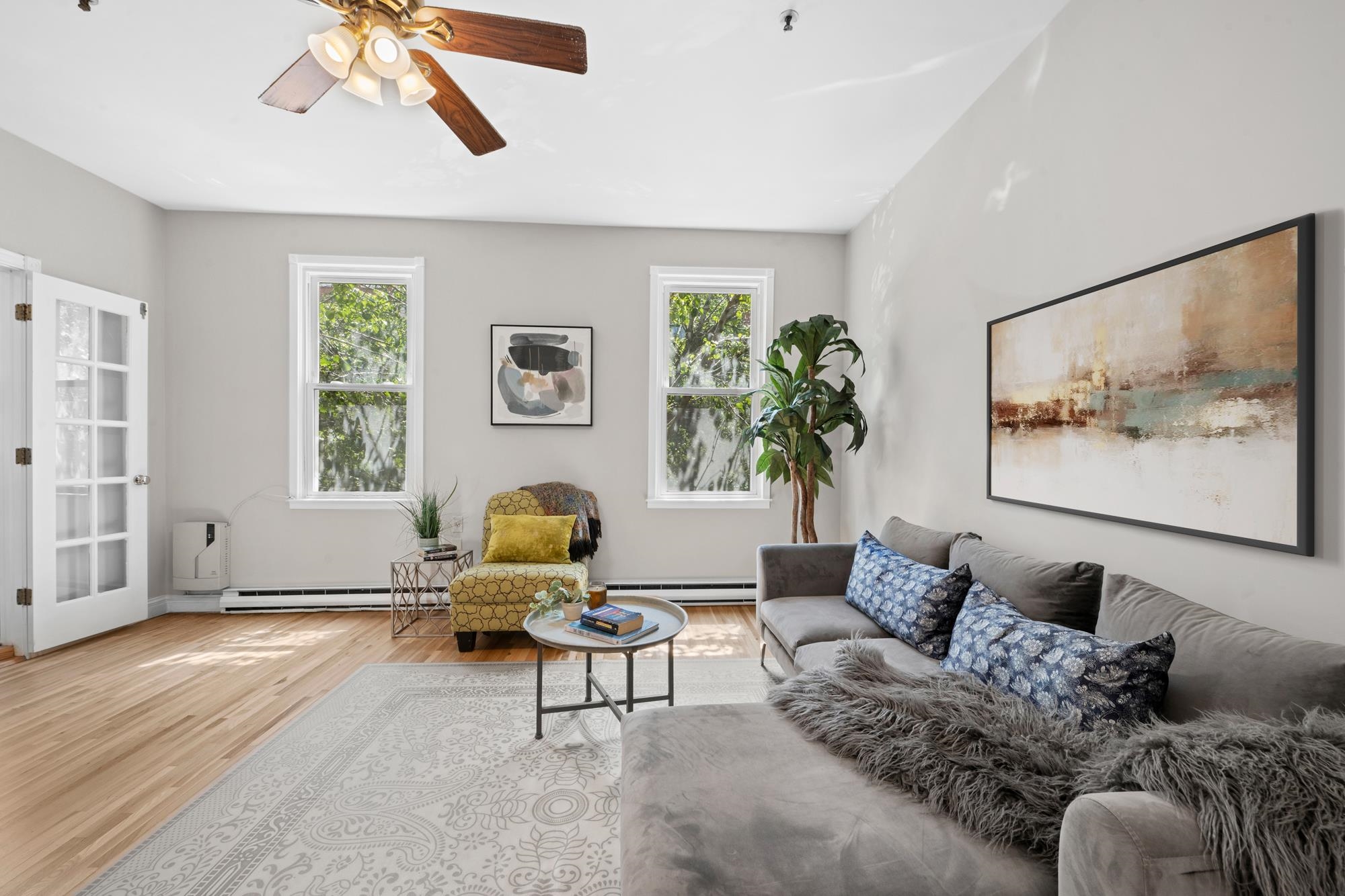 118 WILLOW AVE Unit: 2