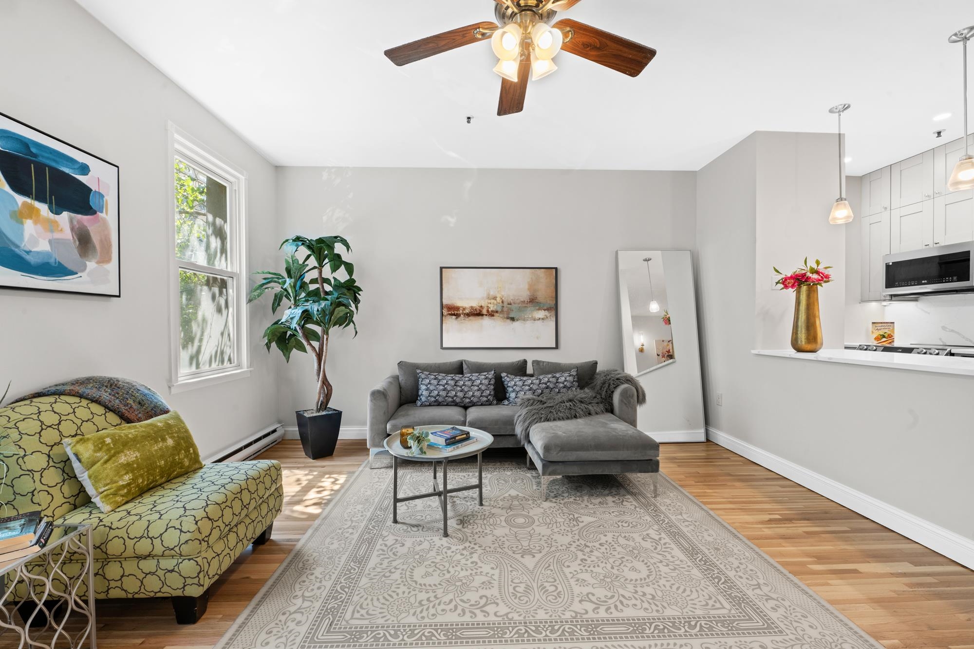 118 WILLOW AVE Unit: 2