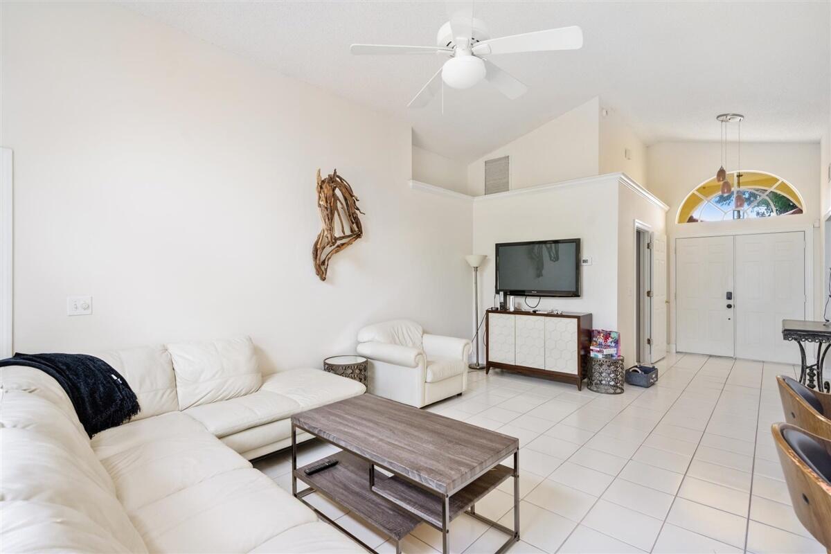 2606 Bedford Mews Drive