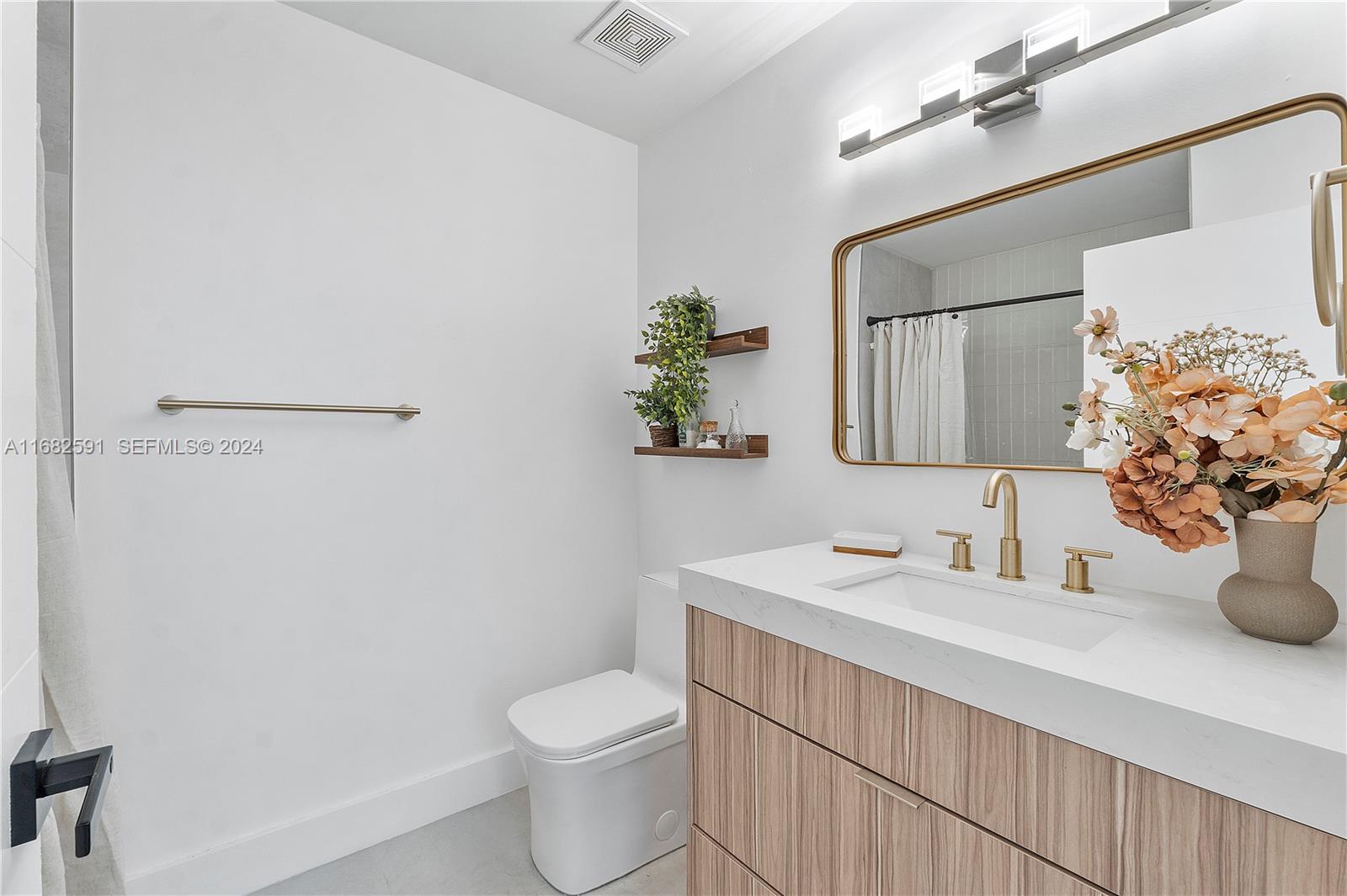 126 NW 152nd Avenue