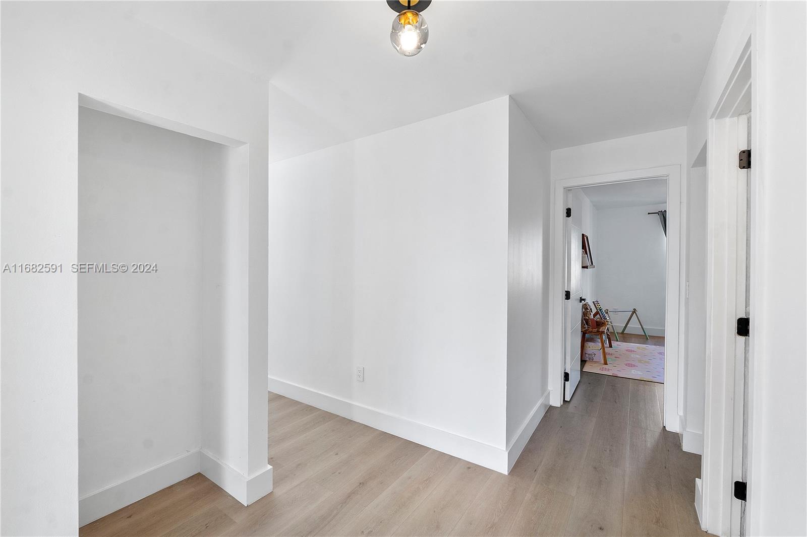 126 NW 152nd Avenue