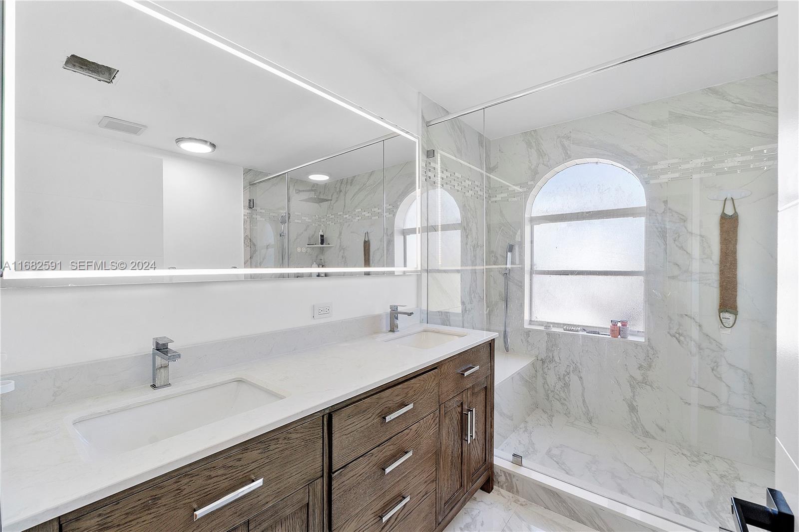 126 NW 152nd Avenue