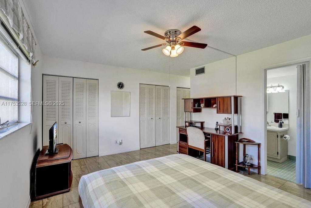 205 SE 11th Terrace 203