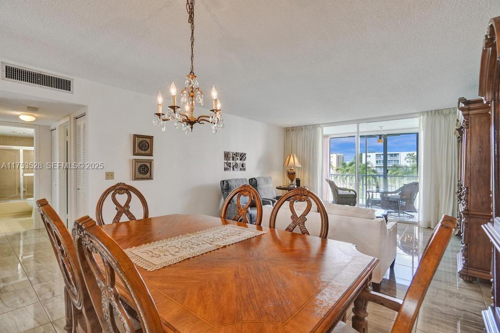 205 SE 11th Terrace 203