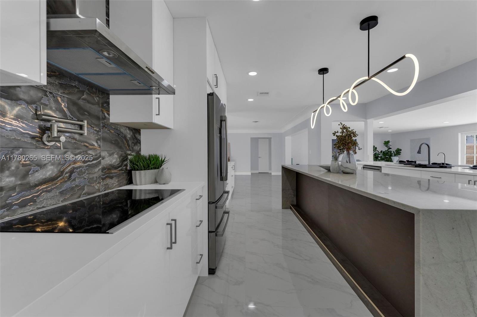 2272 NE 31st Street