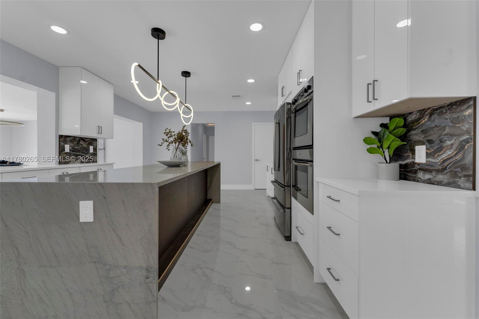 2272 NE 31st Street