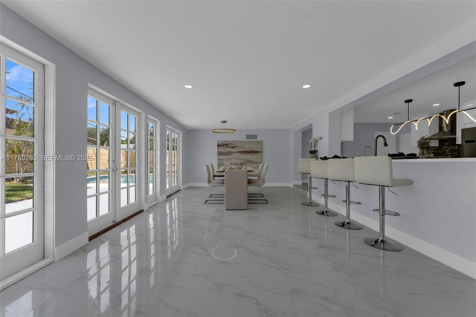 2272 NE 31st Street