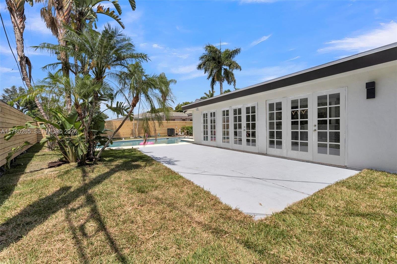 2272 NE 31st Street