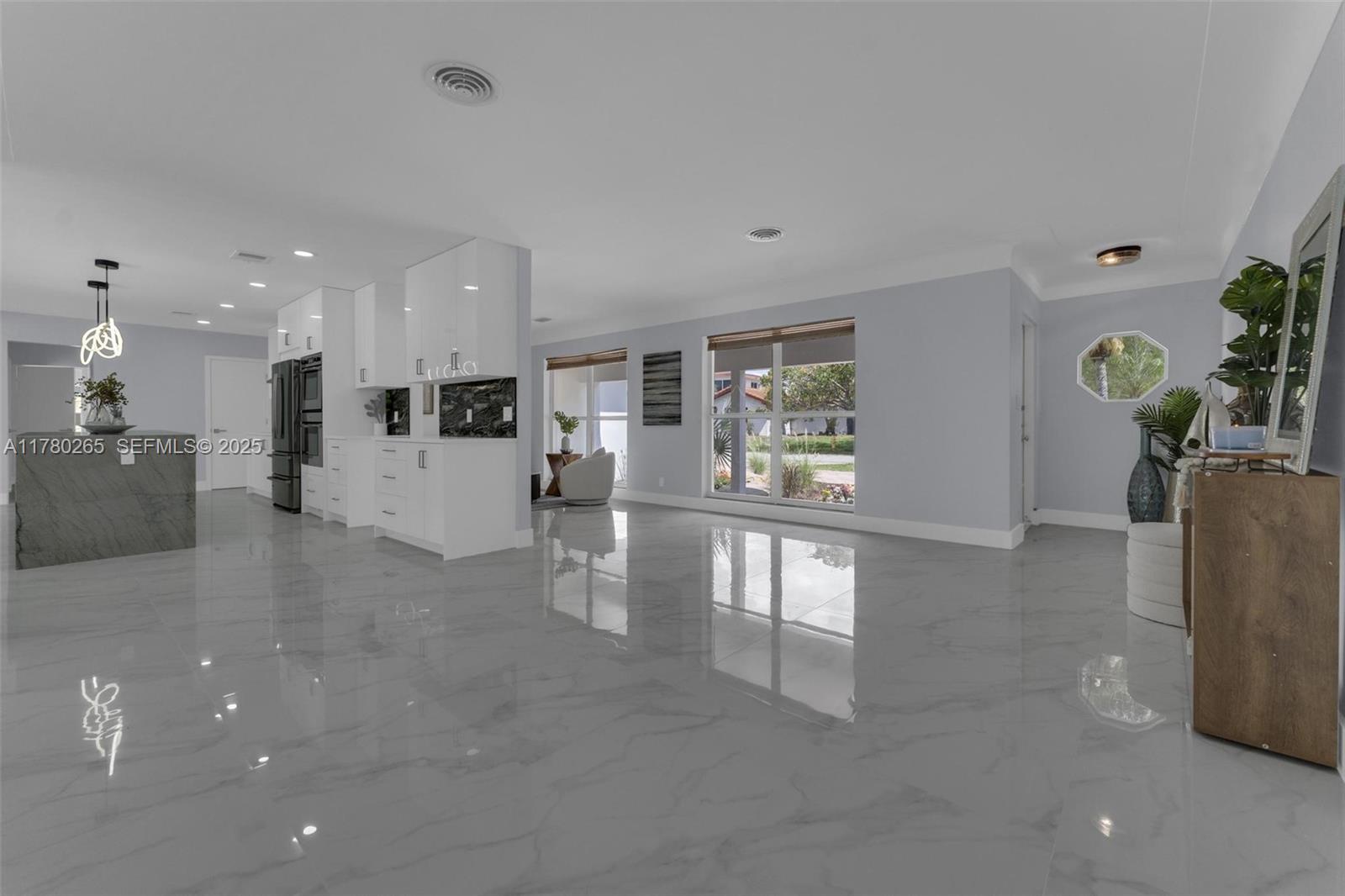 2272 NE 31st Street