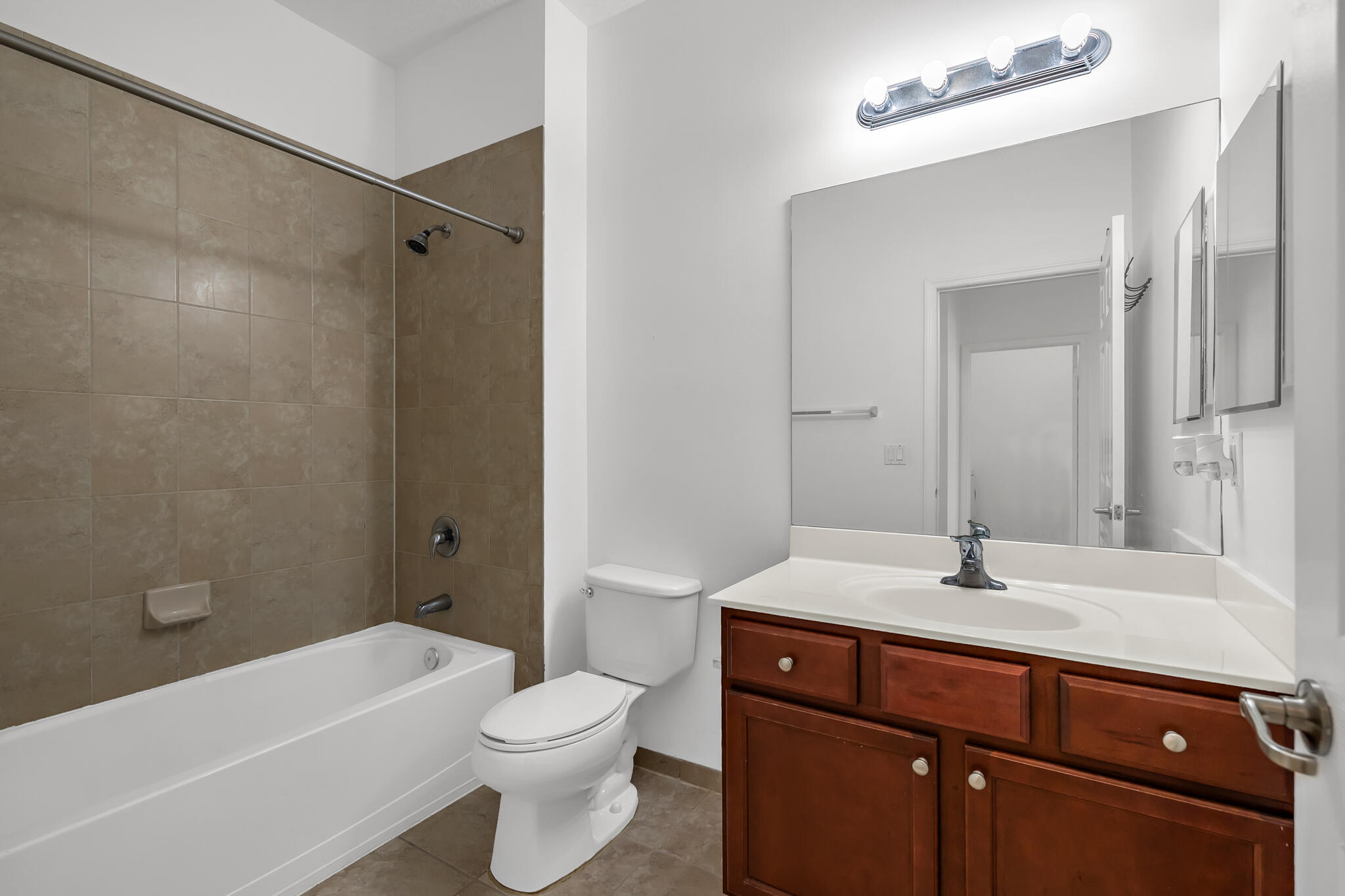 4826 Acadian Trail