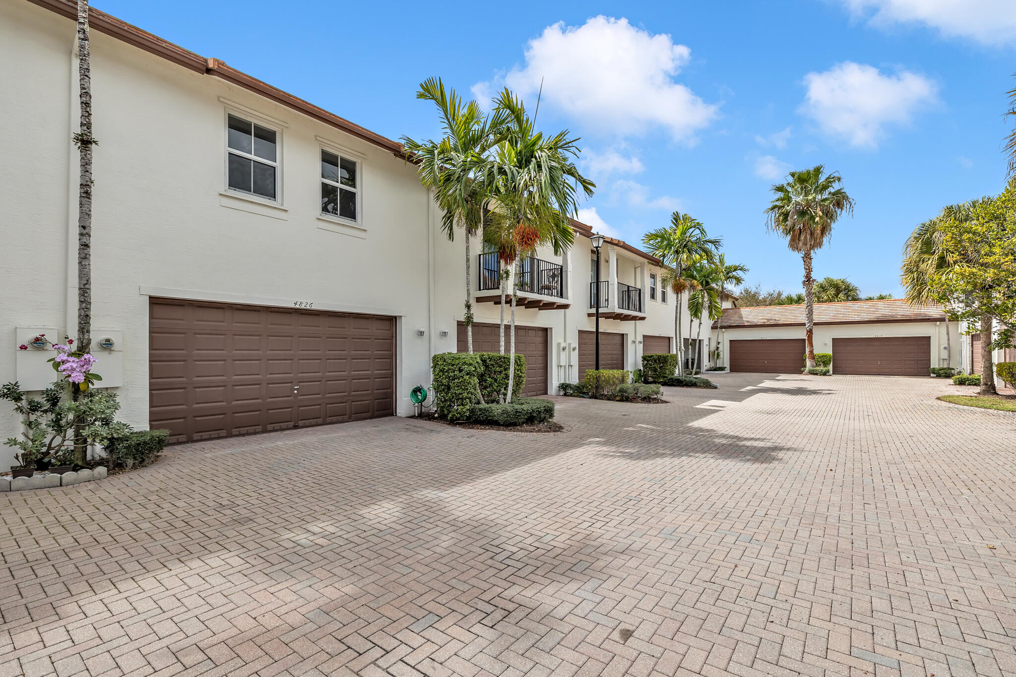 4826 Acadian Trail