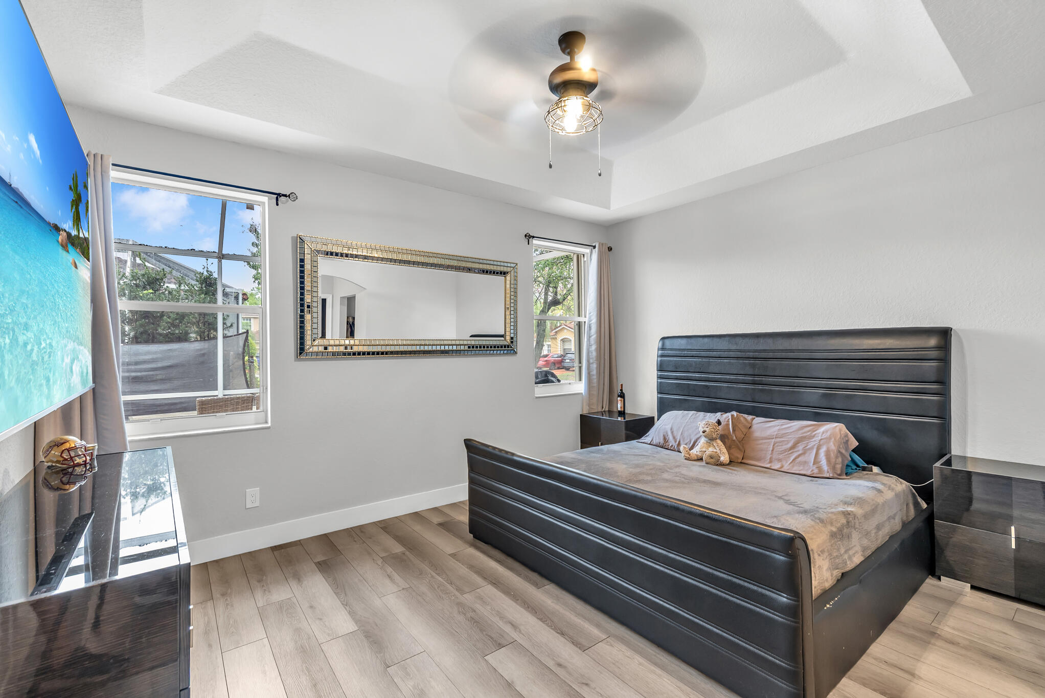 4907 Pelican Manor