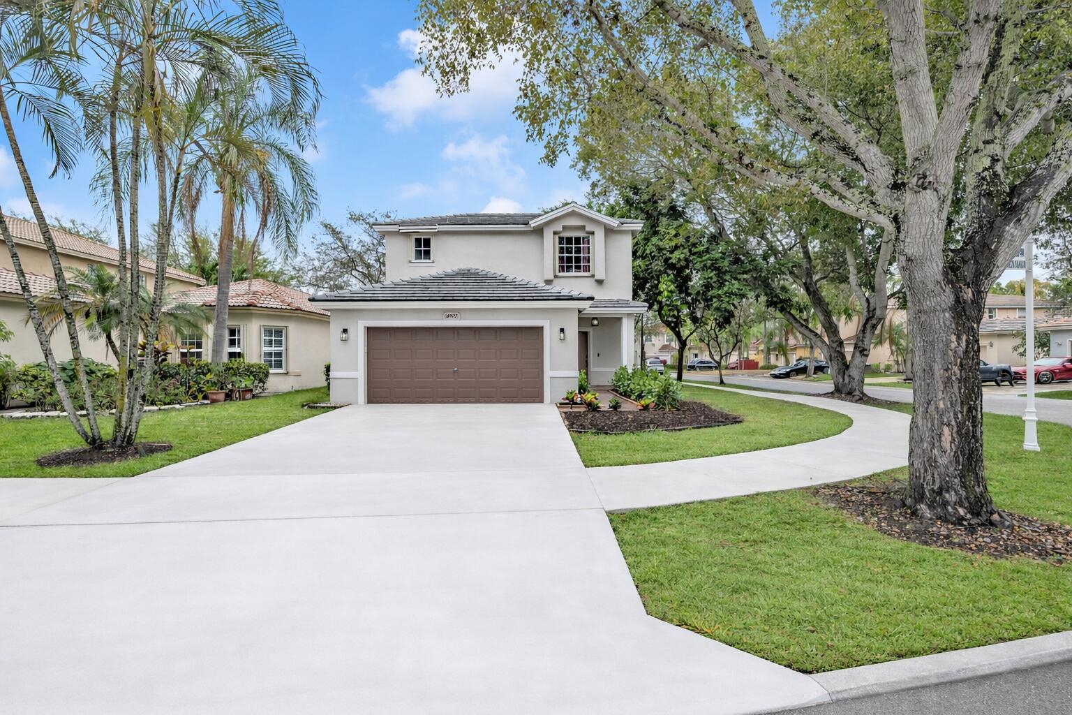 4907 Pelican Manor