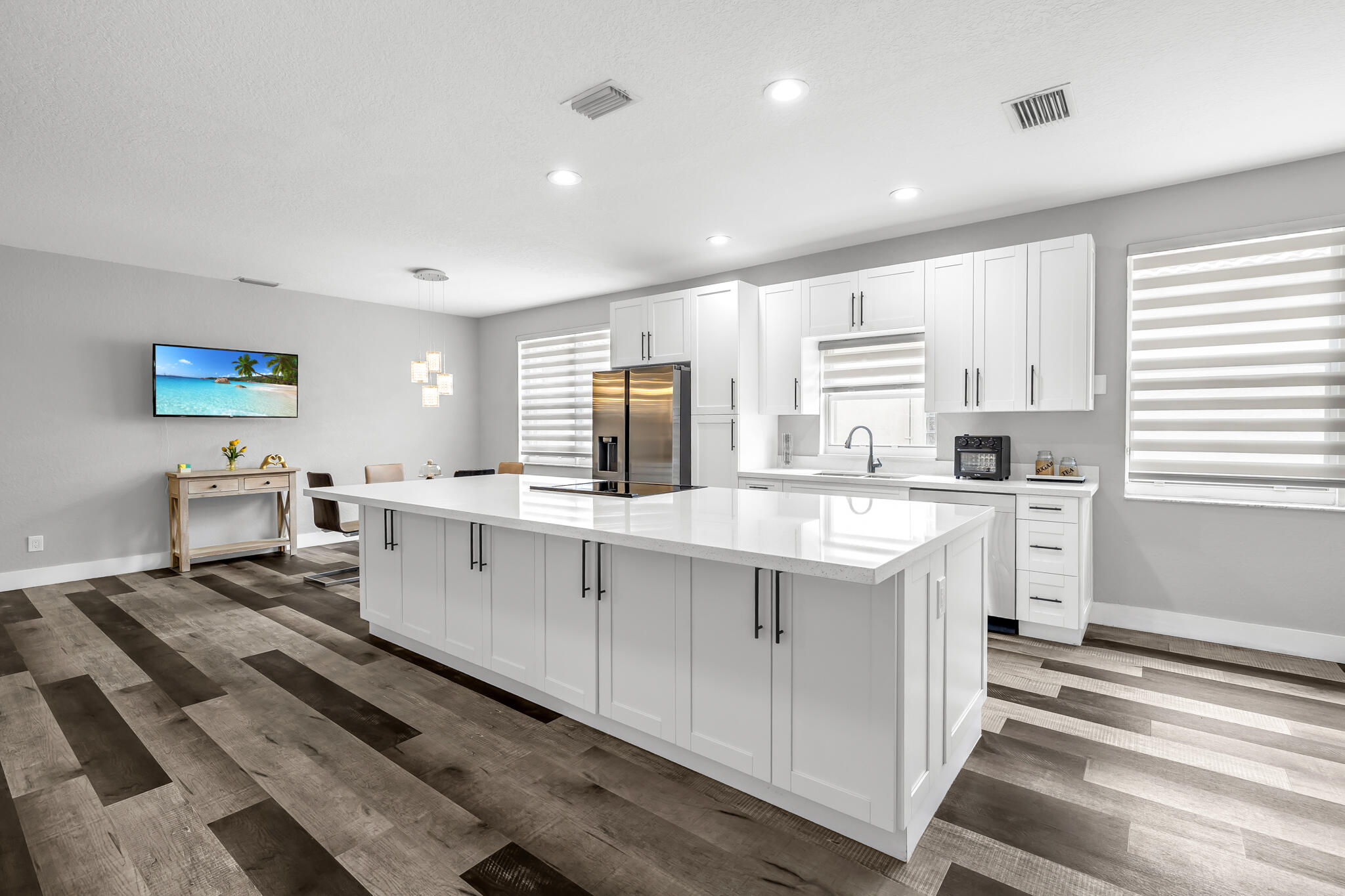 4907 Pelican Manor