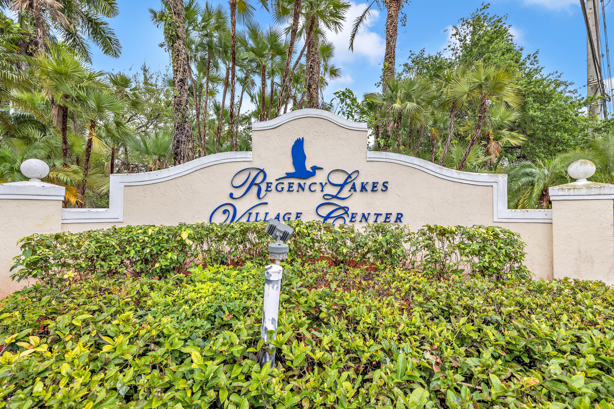4907 Pelican Manor