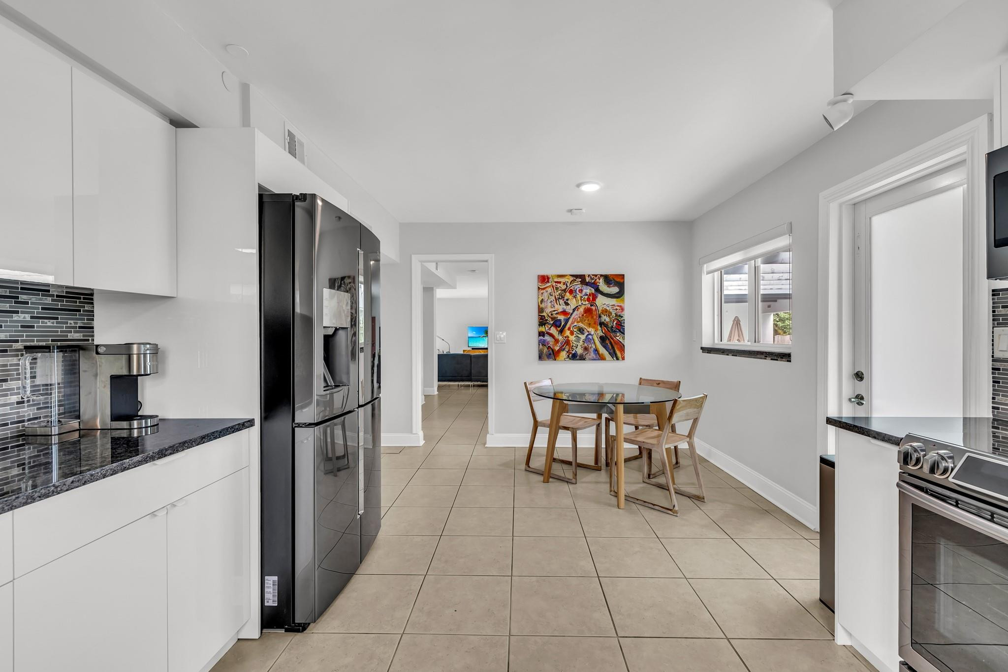 2812 NE 27th Street