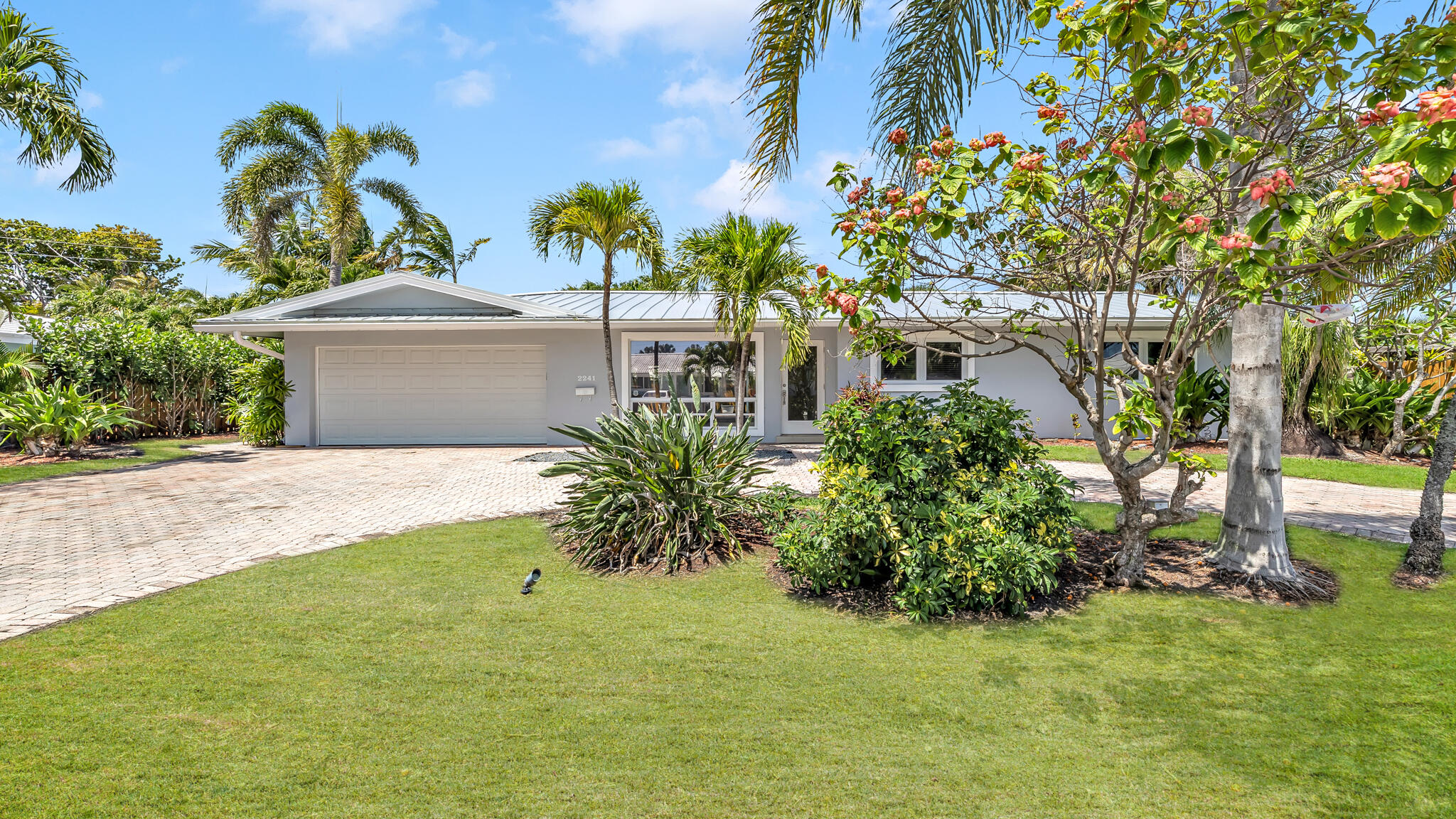 2241 NE 33rd Street