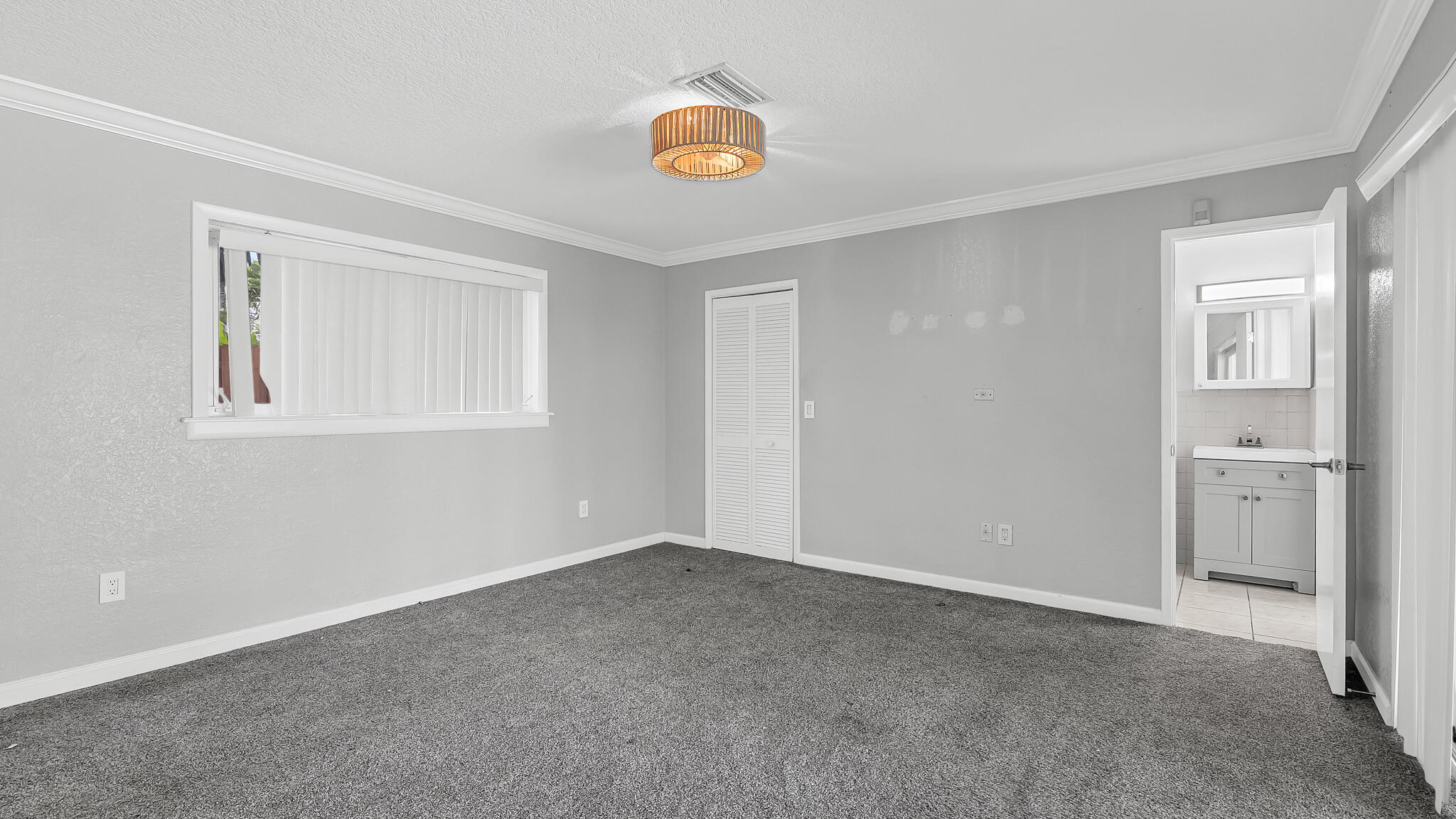 2241 NE 33rd Street