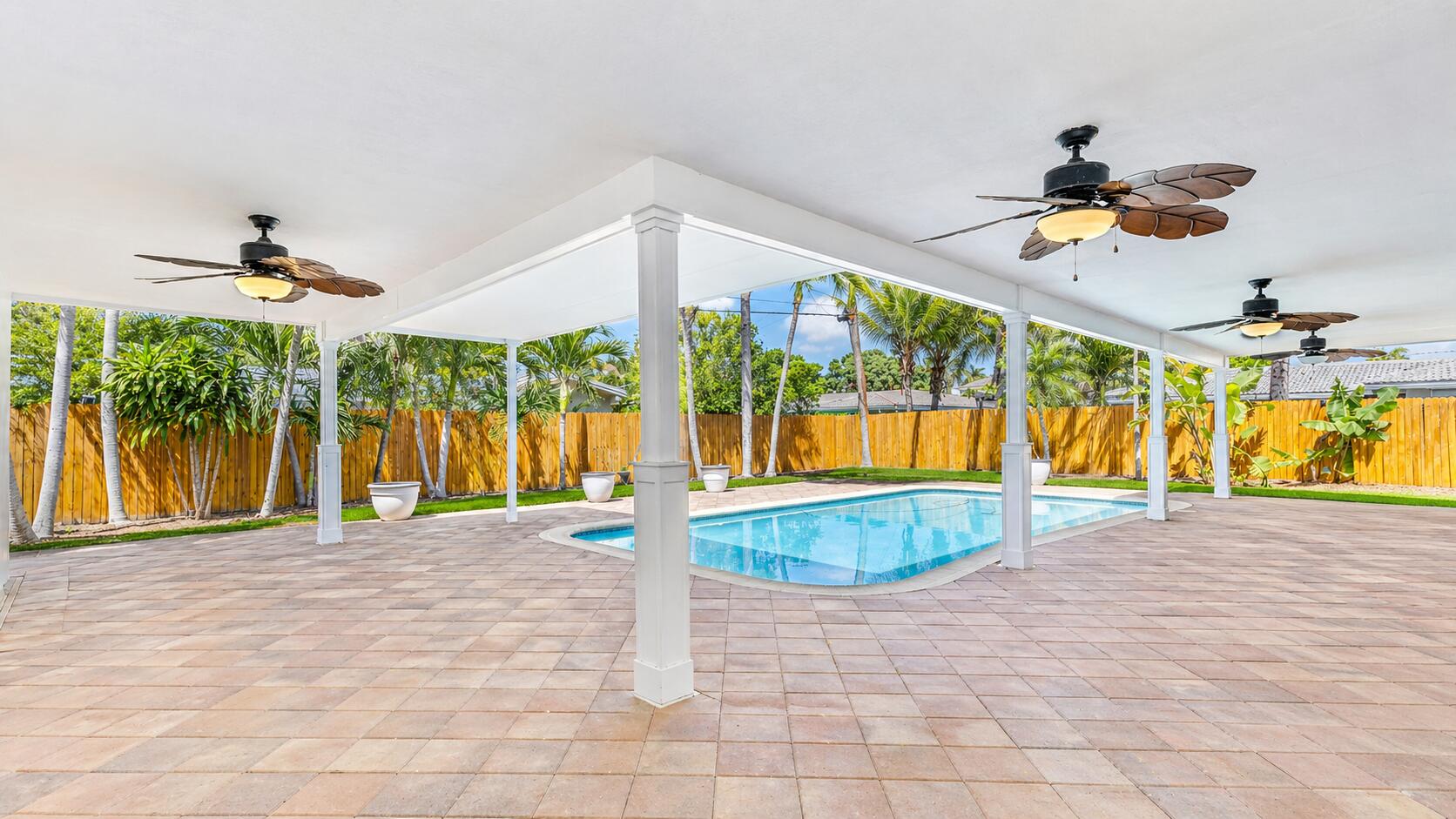 2241 NE 33rd Street