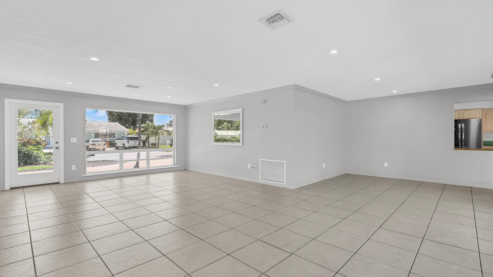 2241 NE 33rd Street