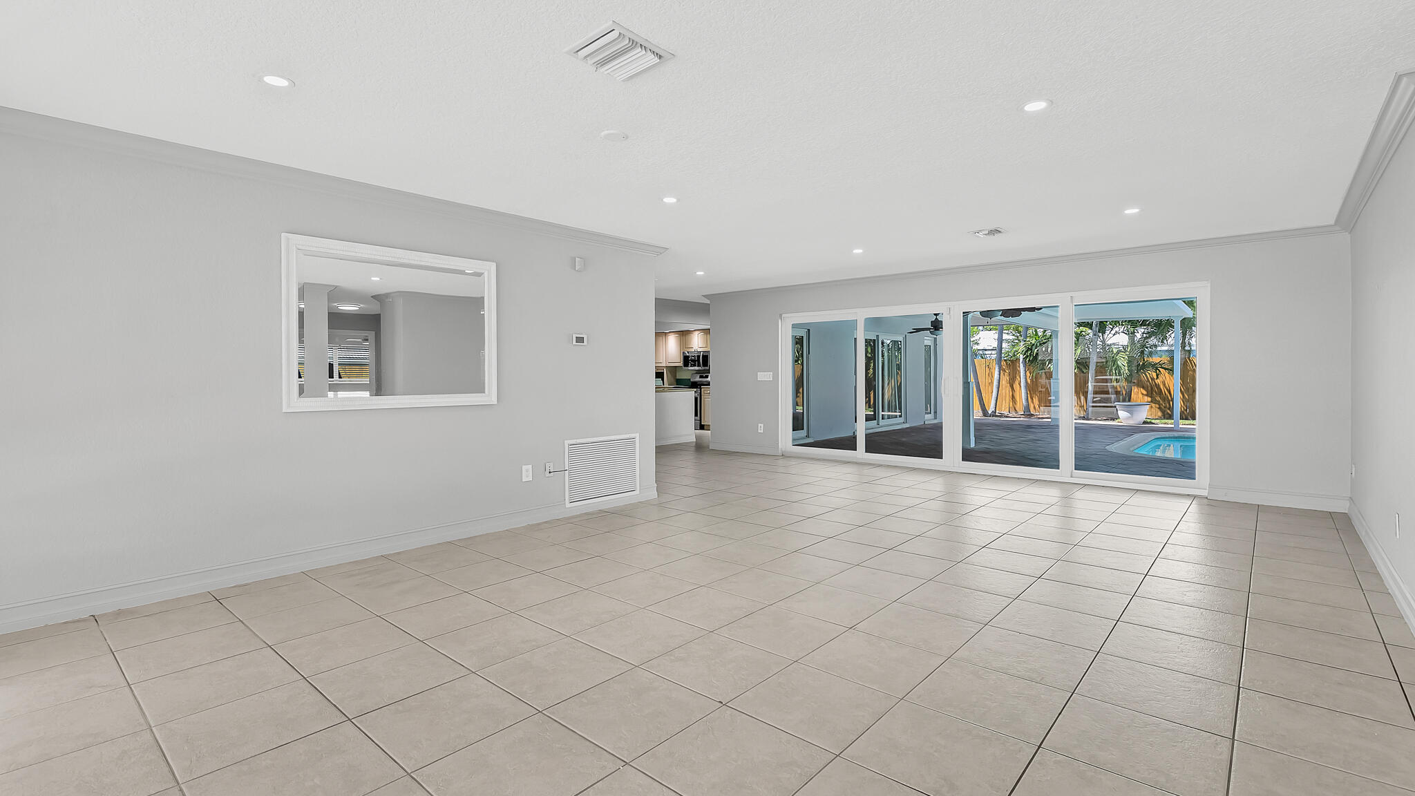 2241 NE 33rd Street