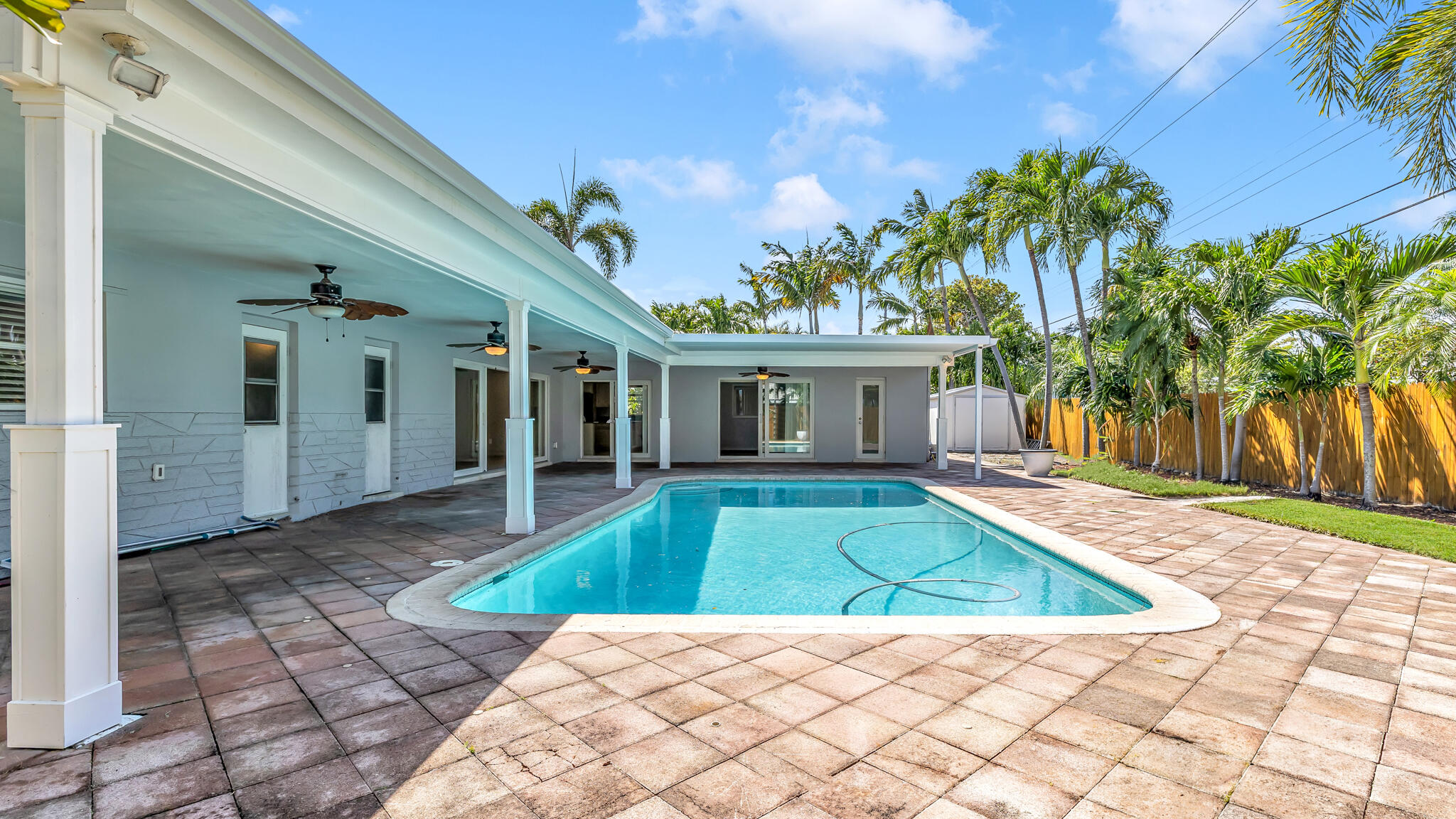 2241 NE 33rd Street