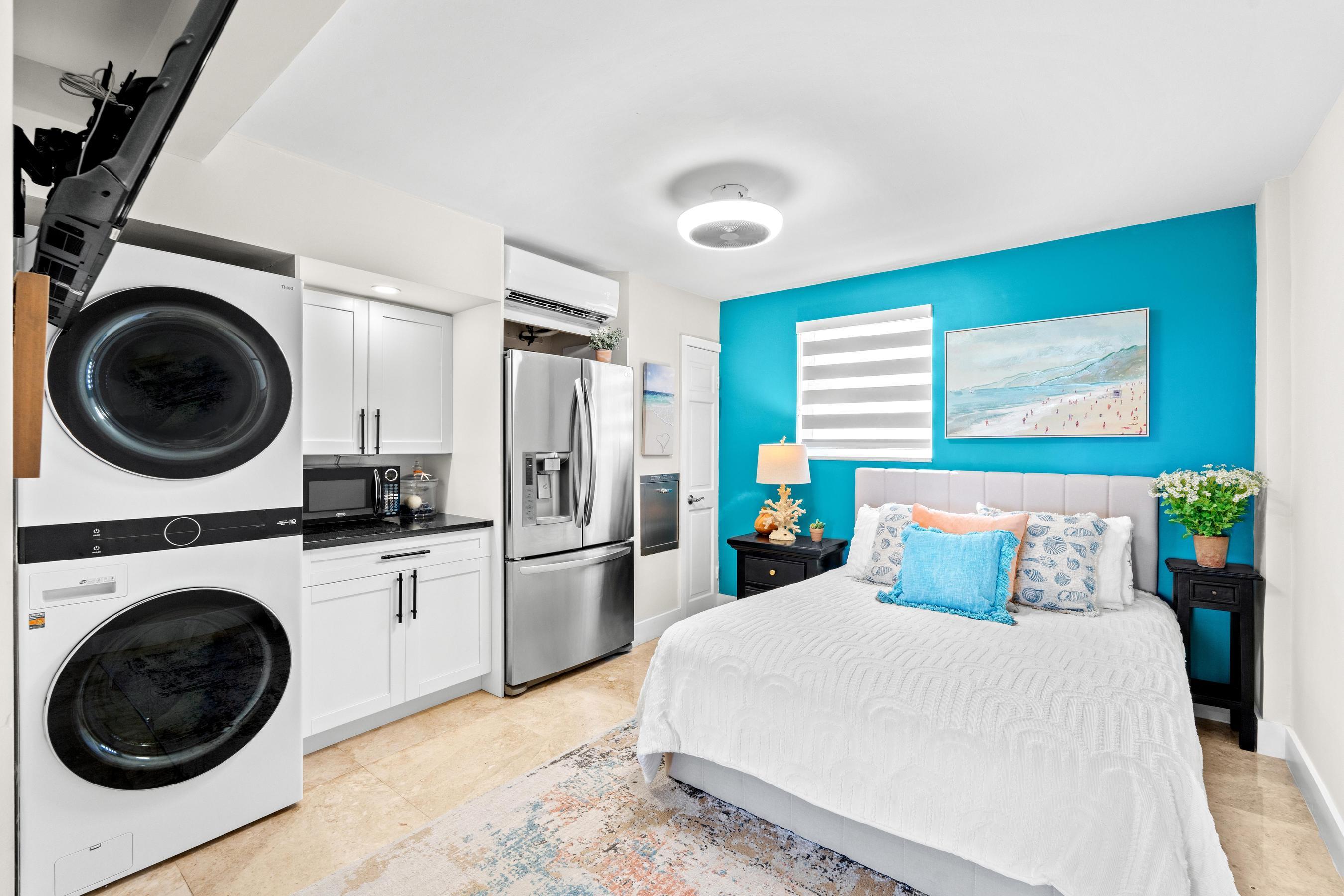 1160 Hillsboro Mile