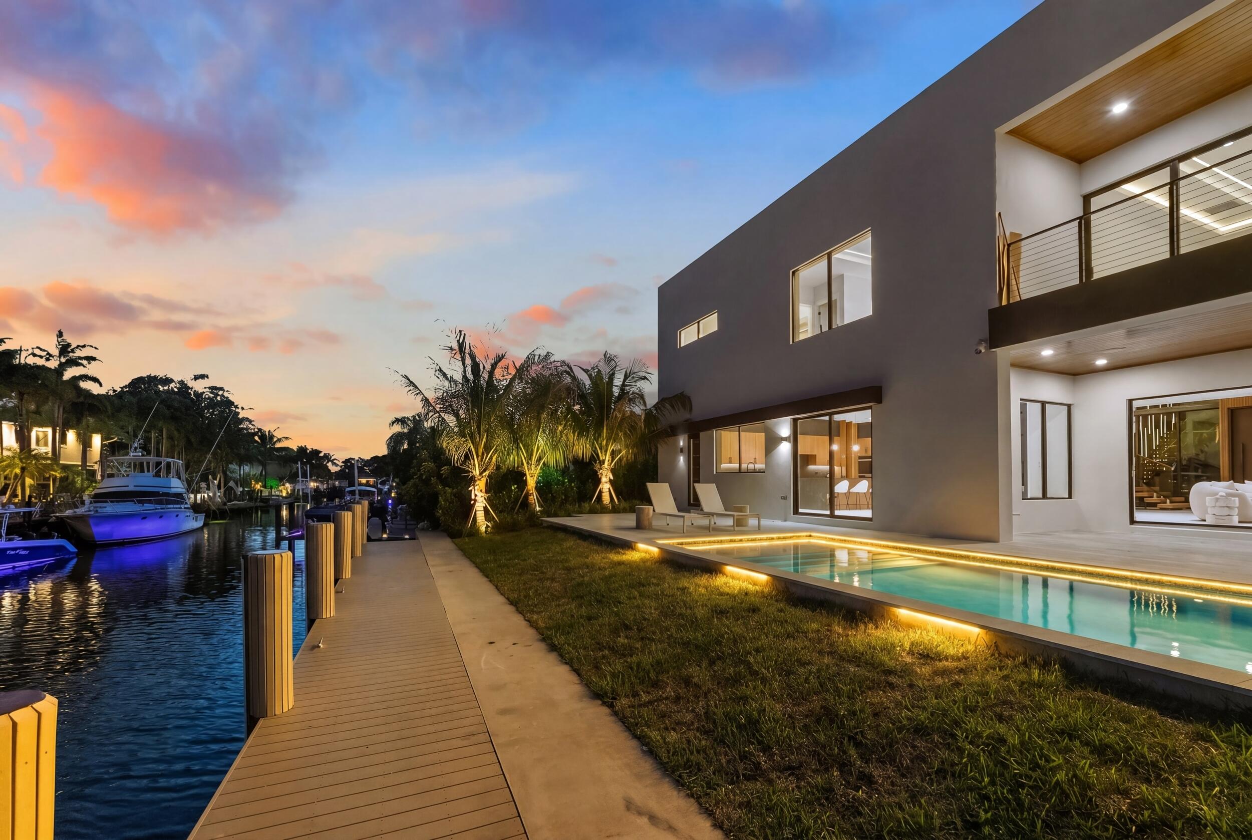 2360 NE 49th Street