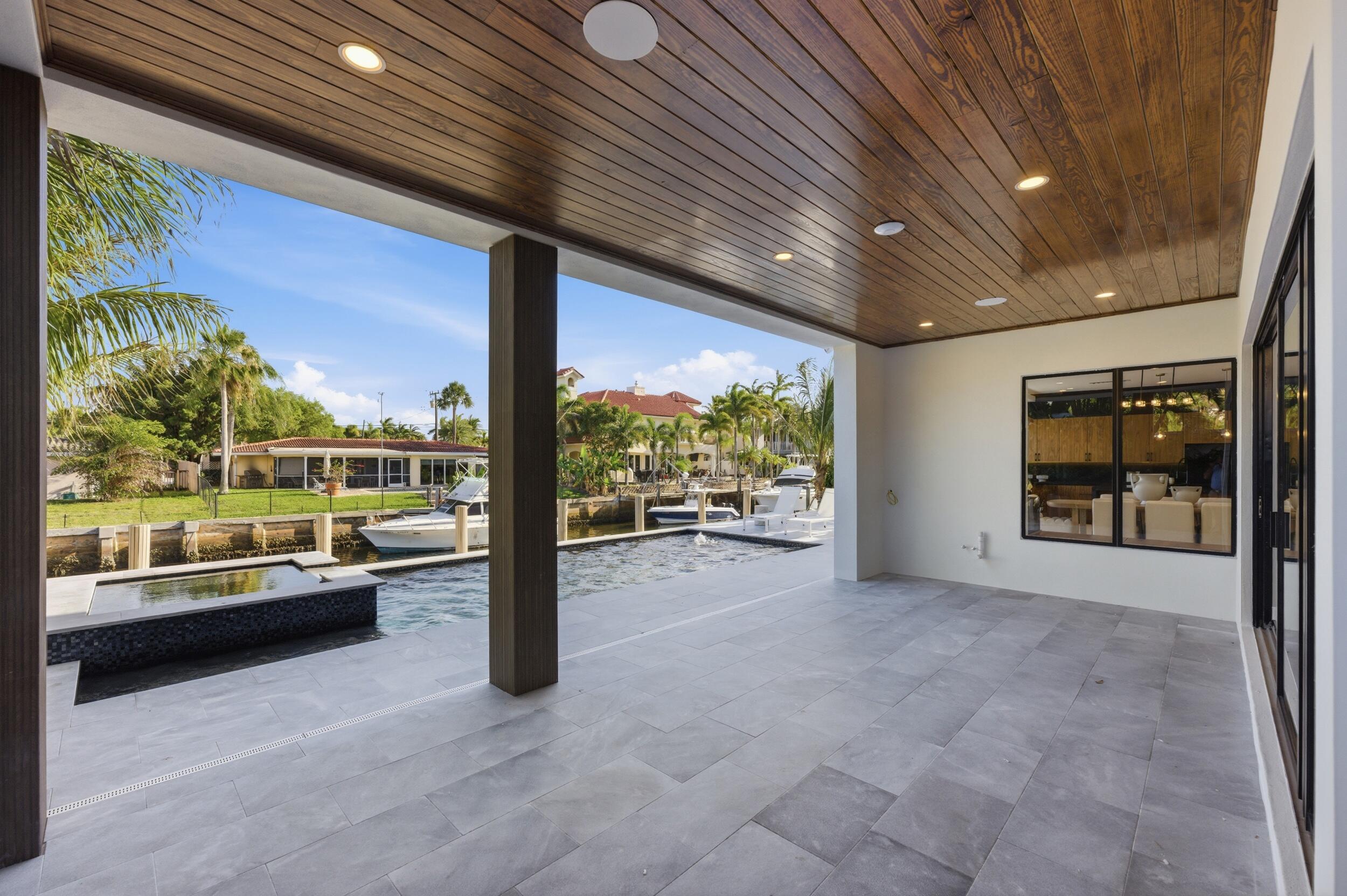 2360 NE 49th Street