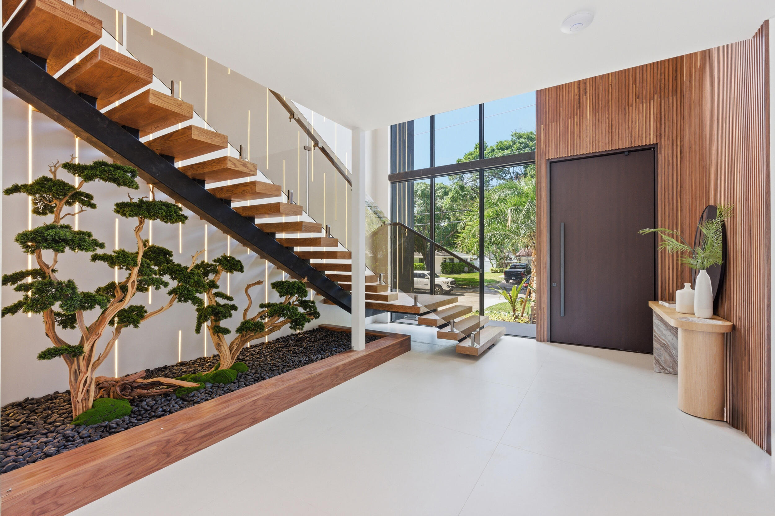 2360 NE 49th Street
