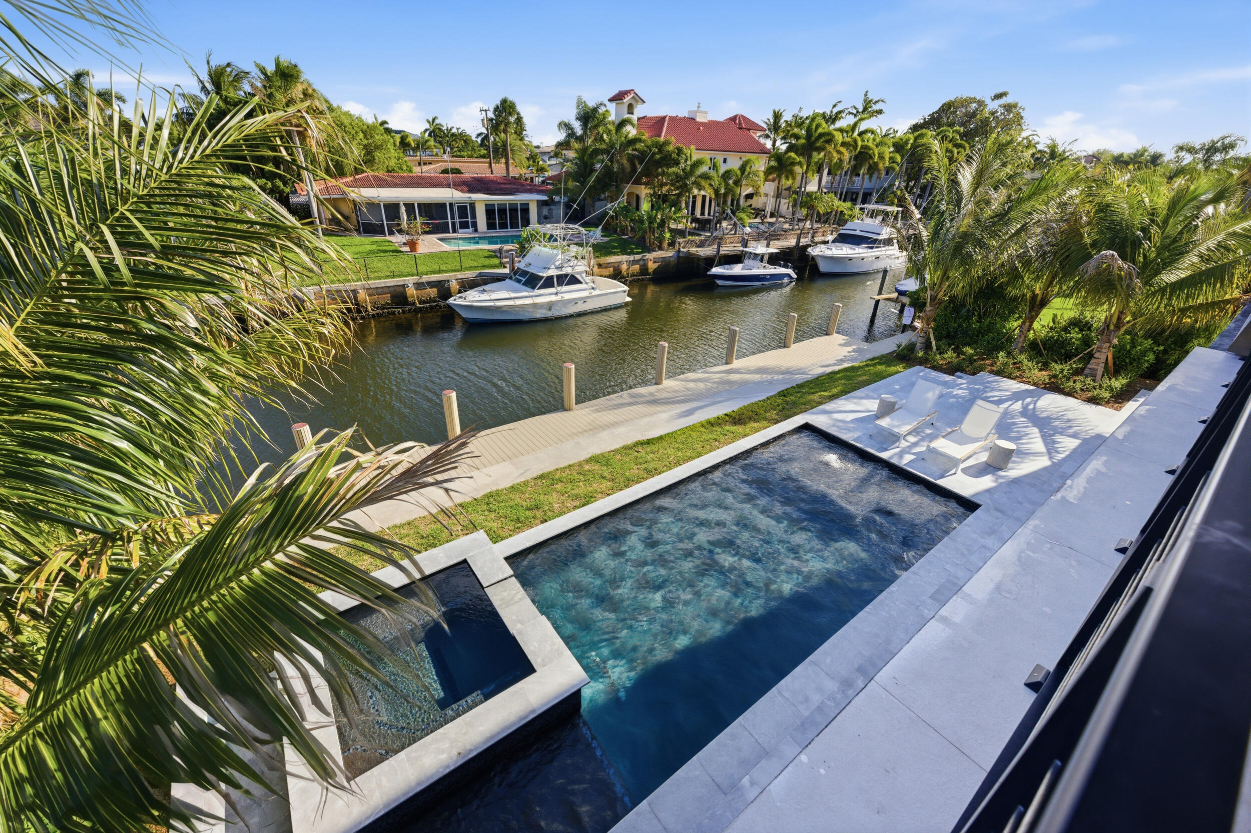 2360 NE 49th Street