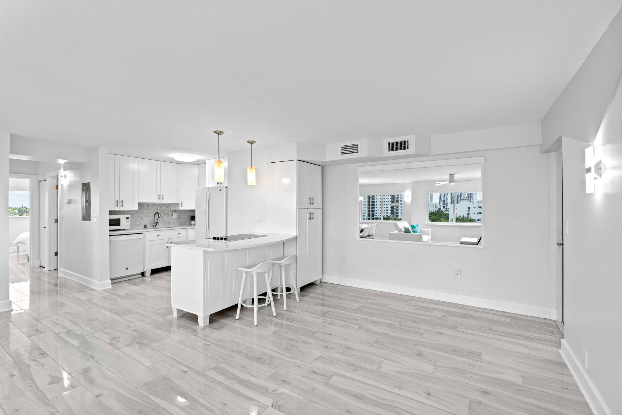 300 Oregon Street 501