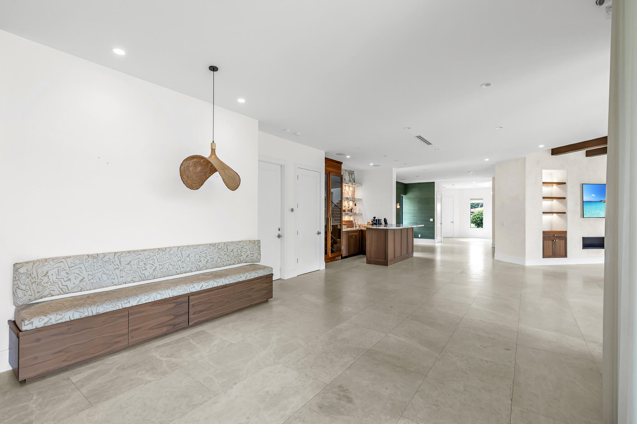 2300 NE 34th Court