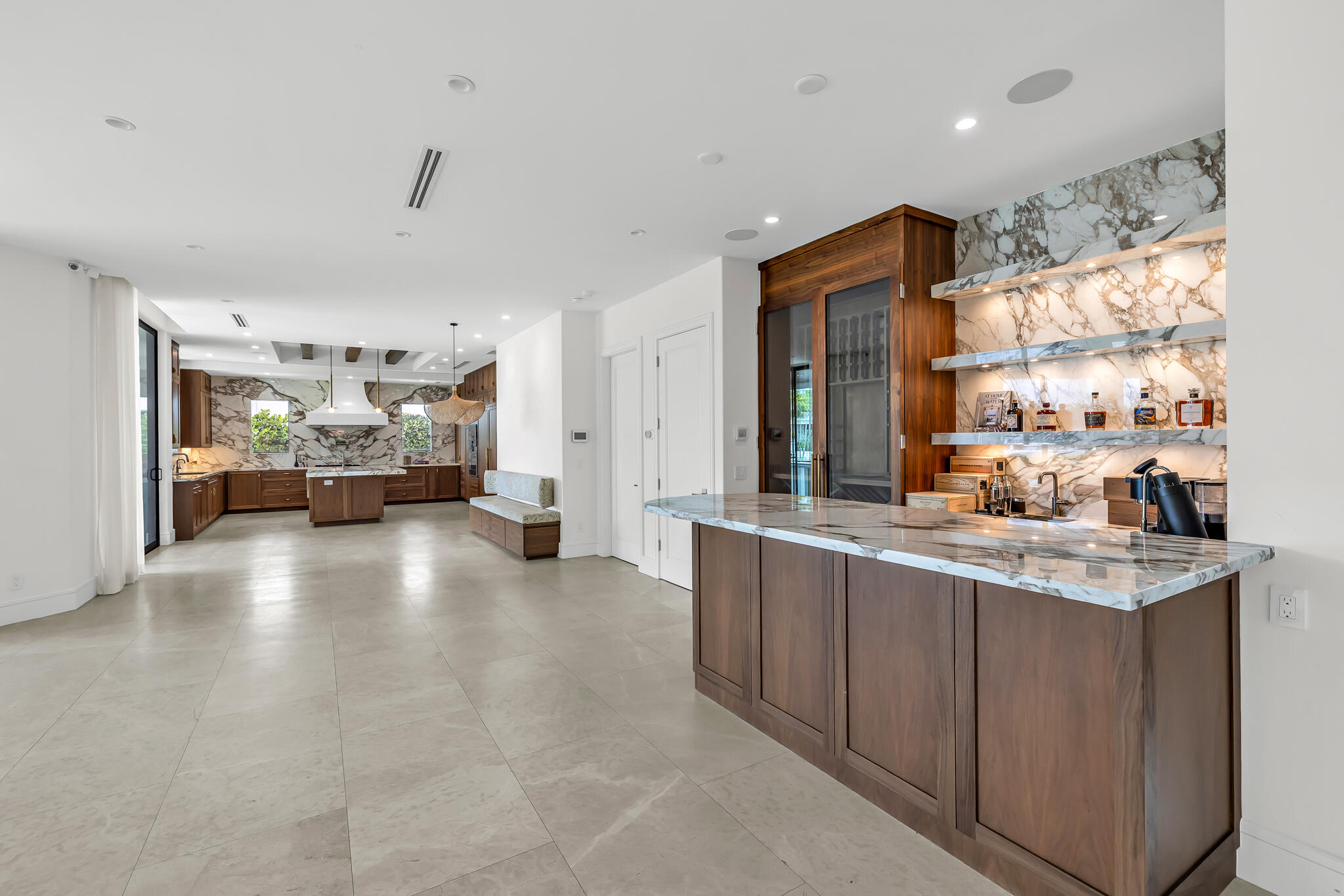 2300 NE 34th Court