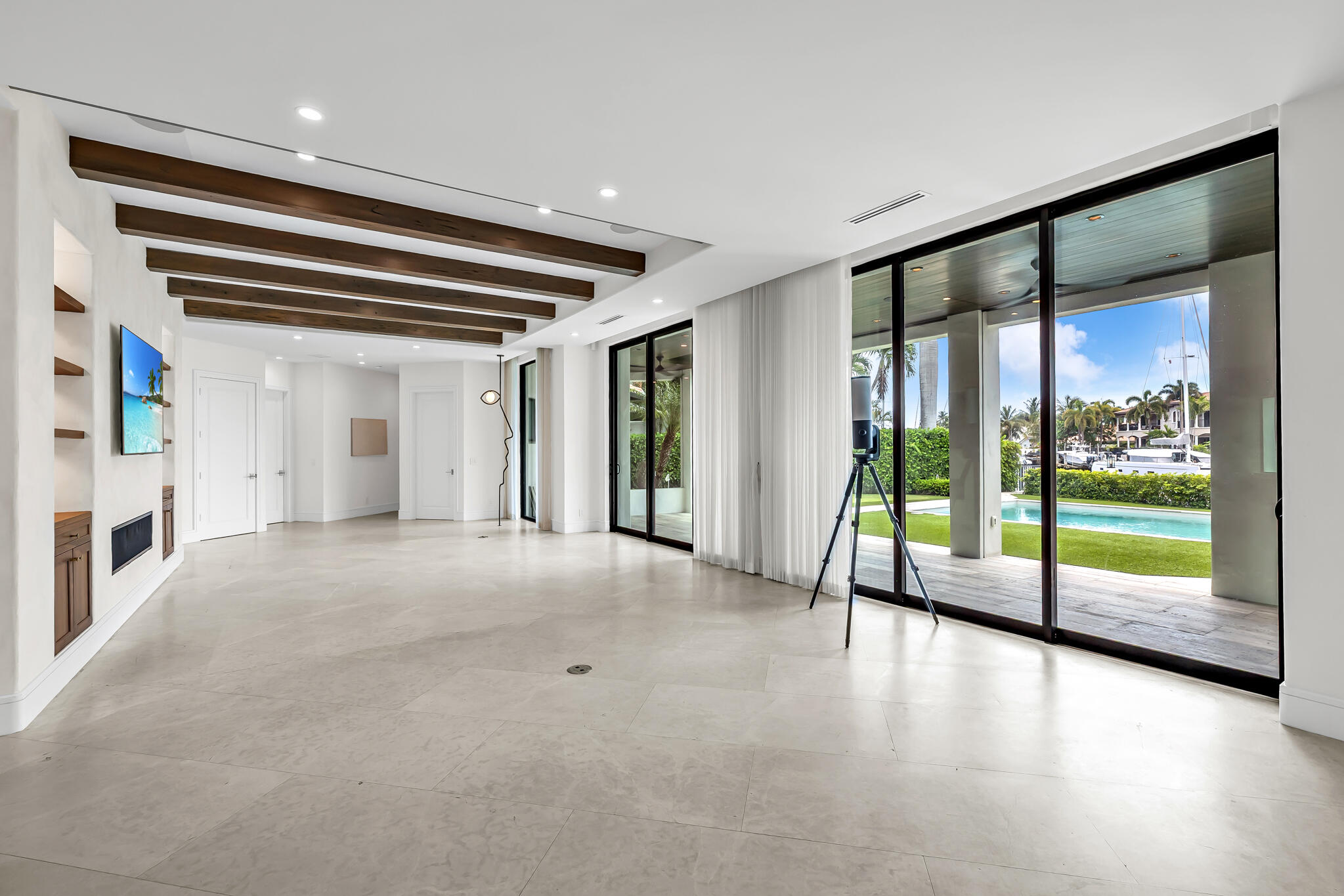 2300 NE 34th Court