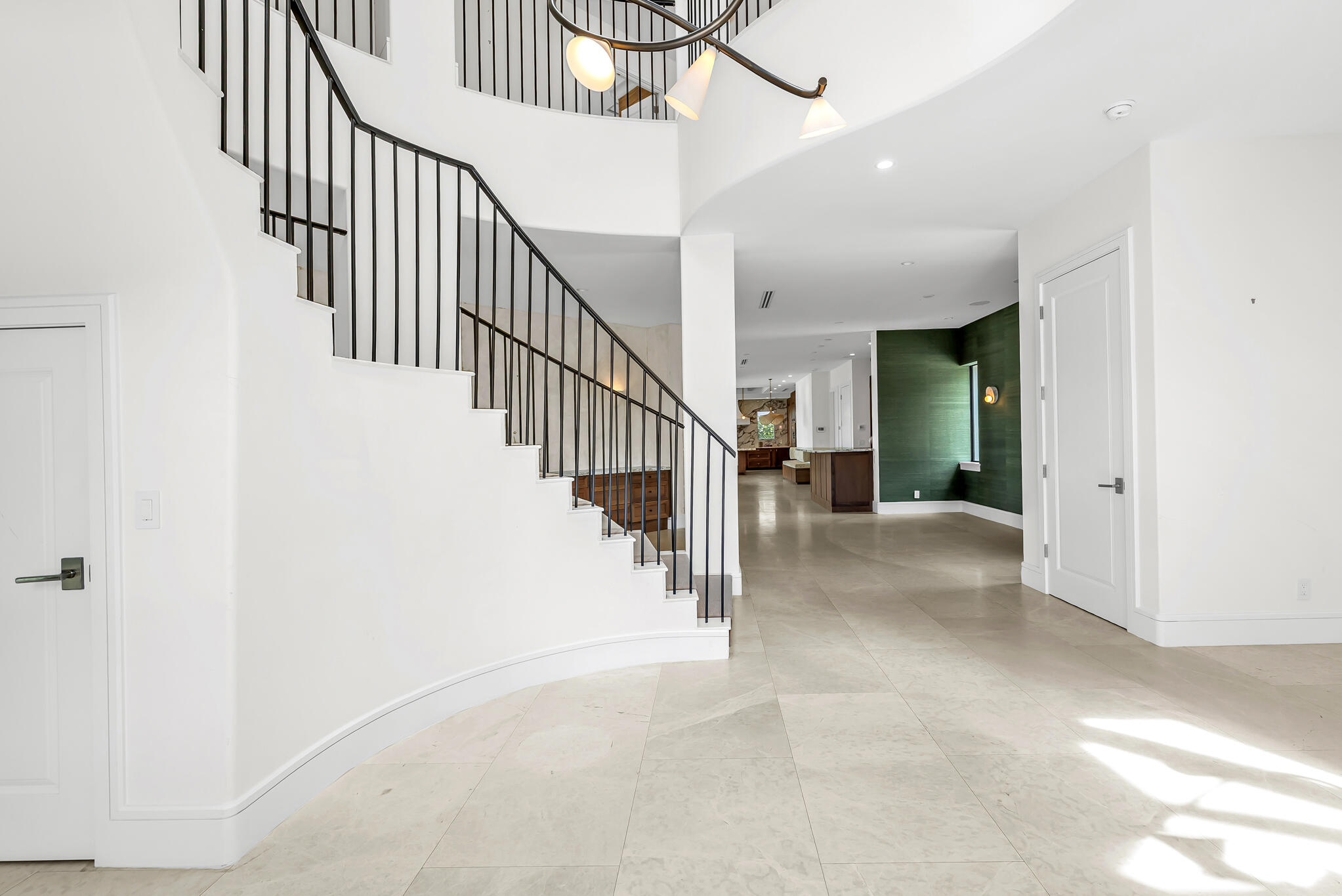2300 NE 34th Court
