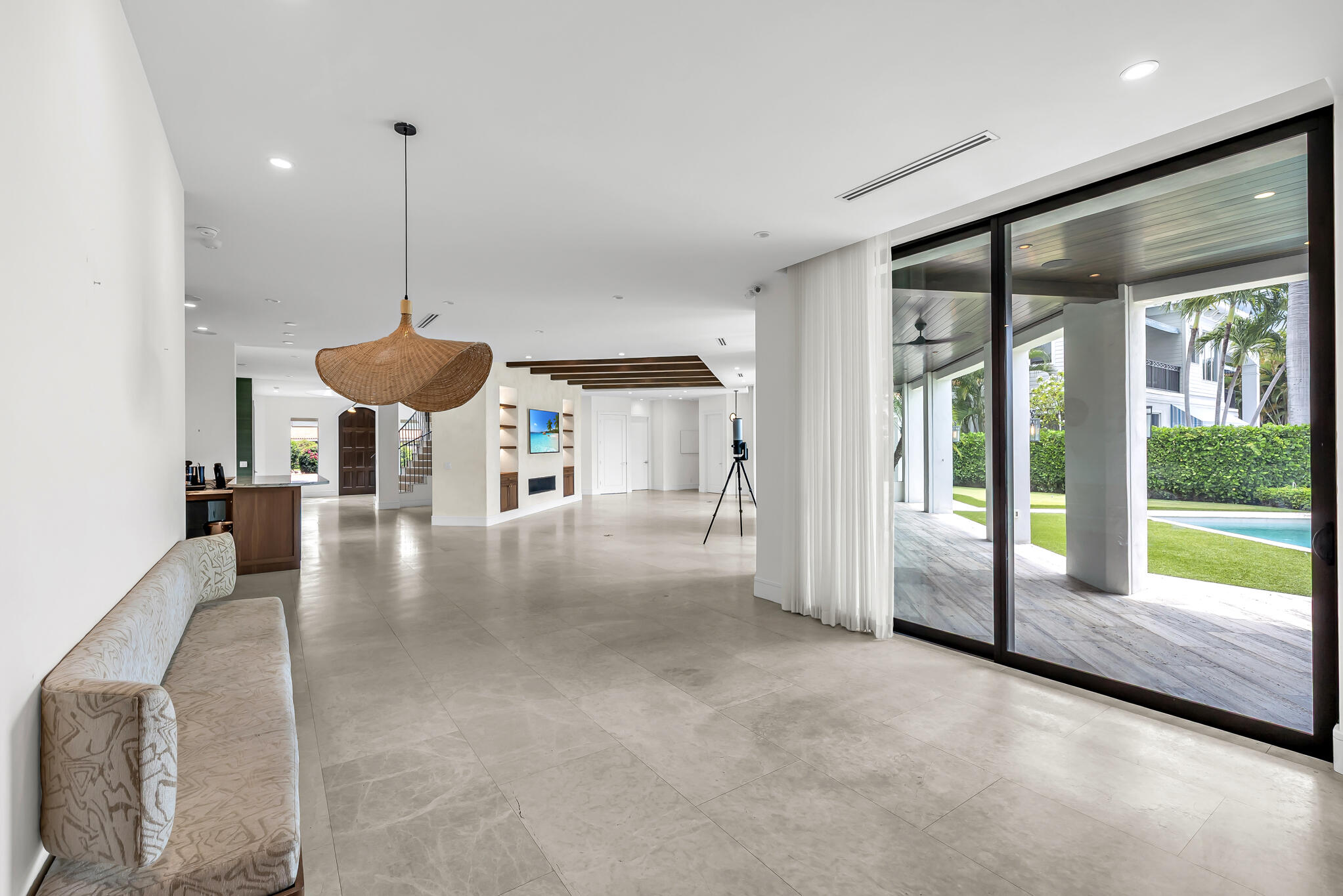 2300 NE 34th Court